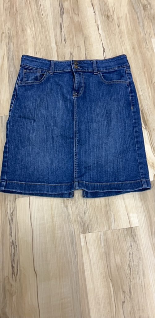 Old Navy Blue Denim Skirt Size 4 Women