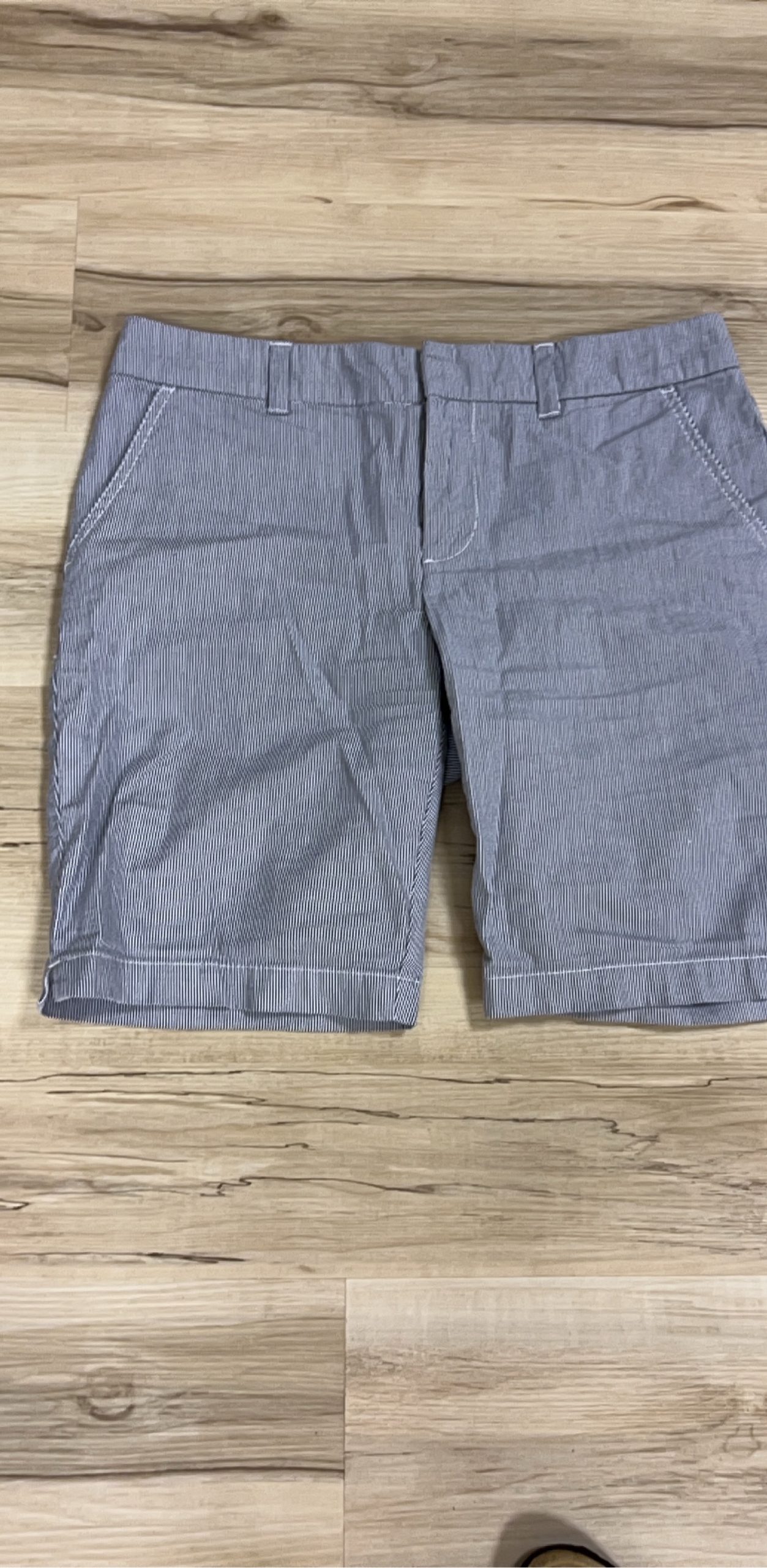 Tommy Hilfiger womens Navy & White Striped Shorts 34