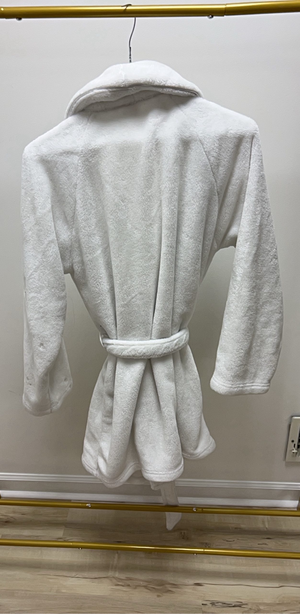 Victoria’s Secret Angel Women's White Fleece Robe Medium/Large Soft Plush image 4