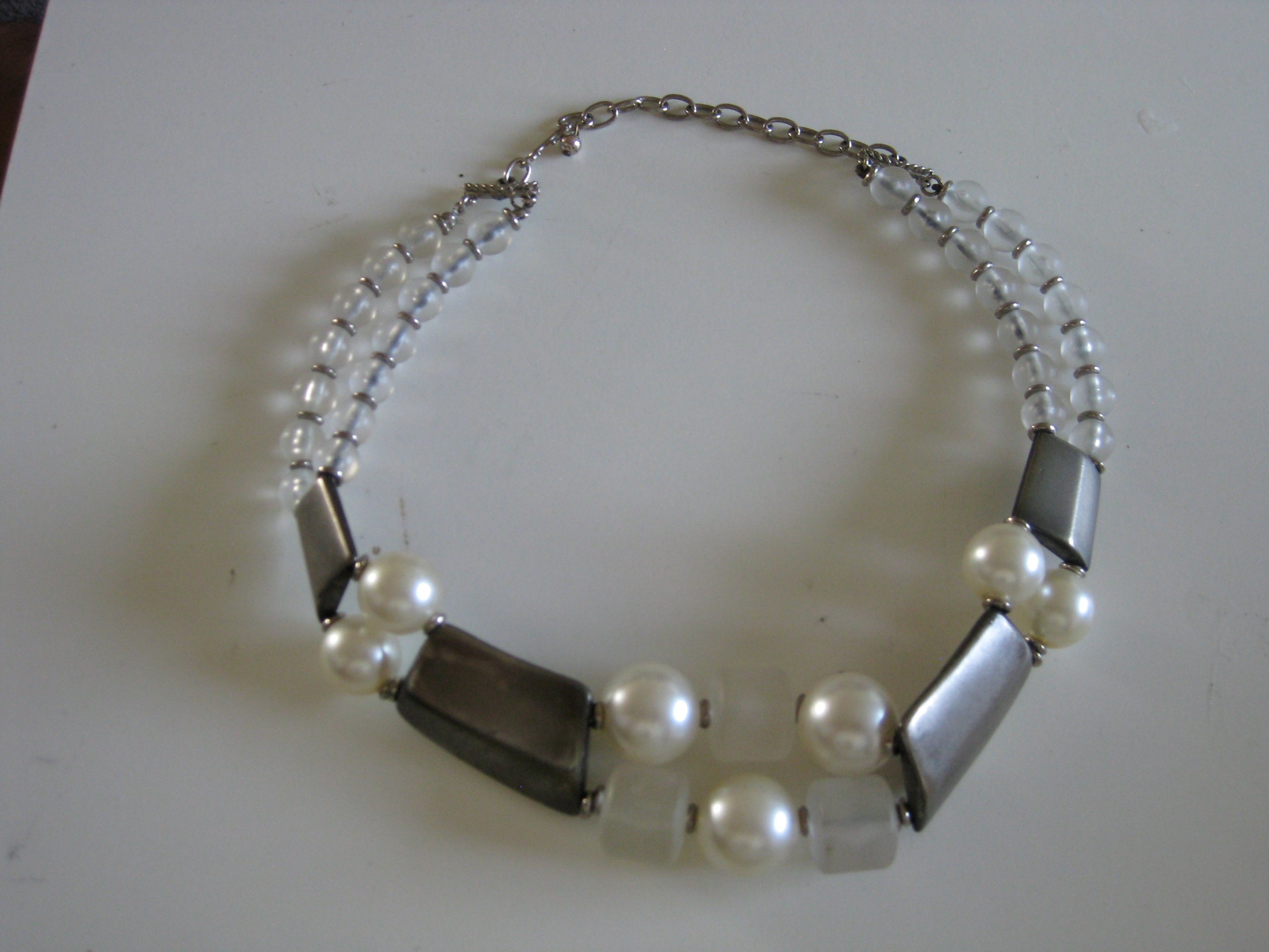 Silver & White Faux Pearl Beaded Necklace Unisex image 2