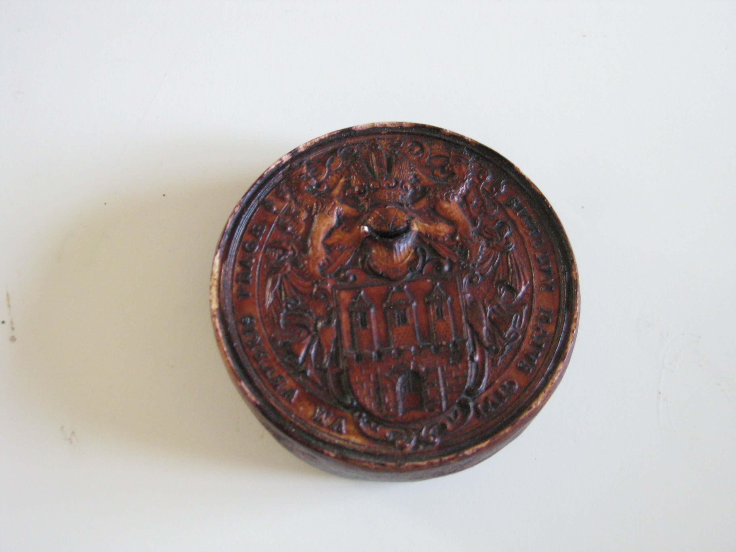 Antique Carved Wood Round Box with Heraldic Crest image 6
