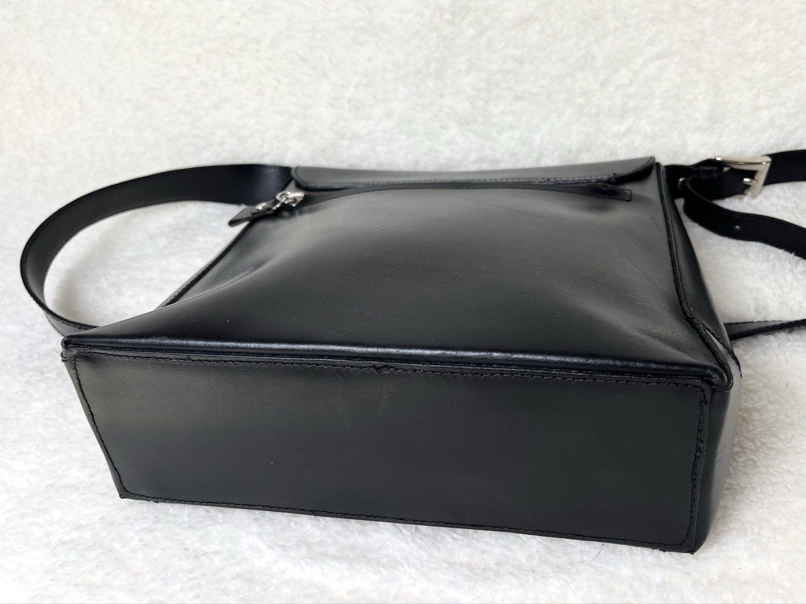 L Credi Real Leather Shoulder Bag studs quiet luxury minimalist image 10