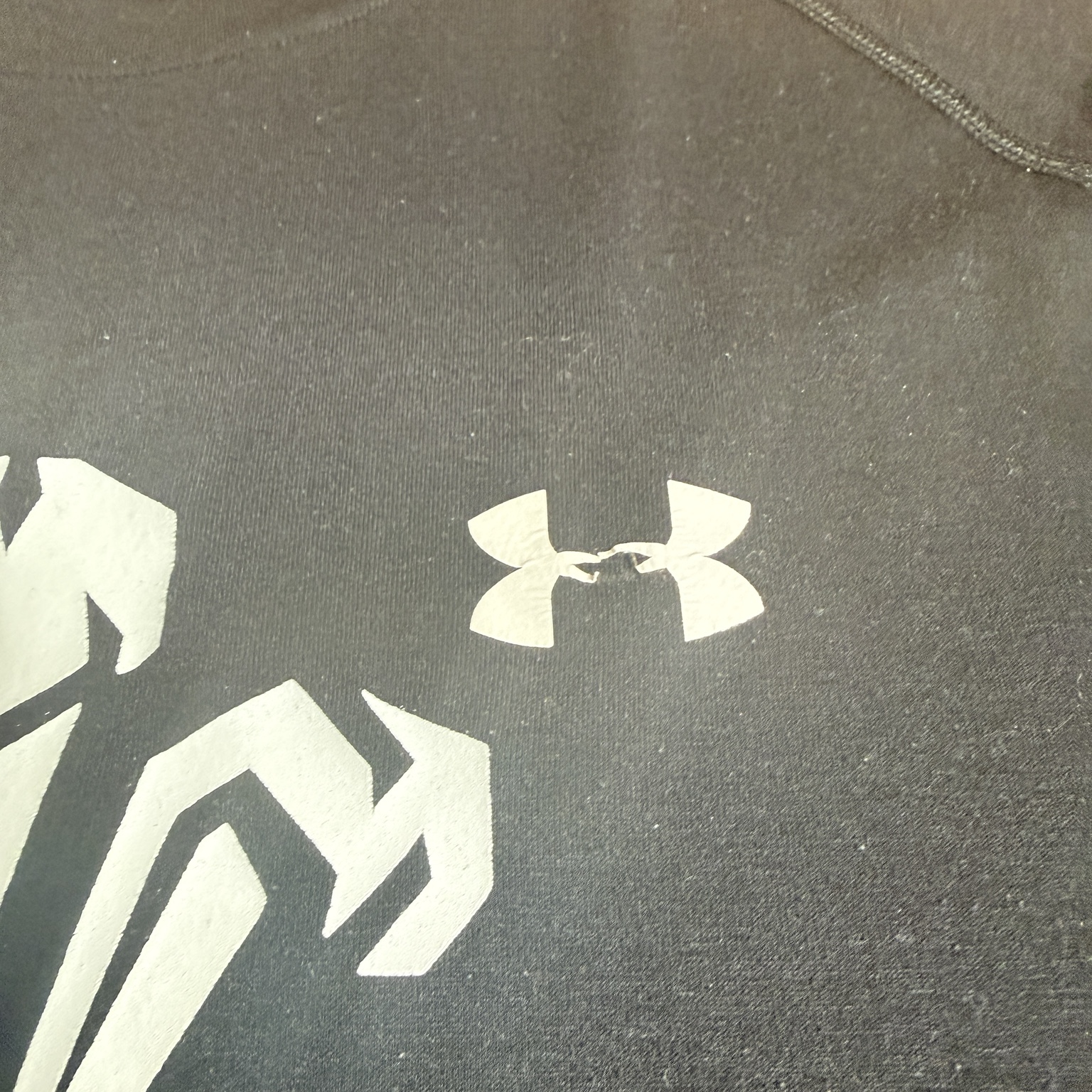 Under Armour Wales WRU 2012 Grand Slam Champions T-Shirt Medium image 4