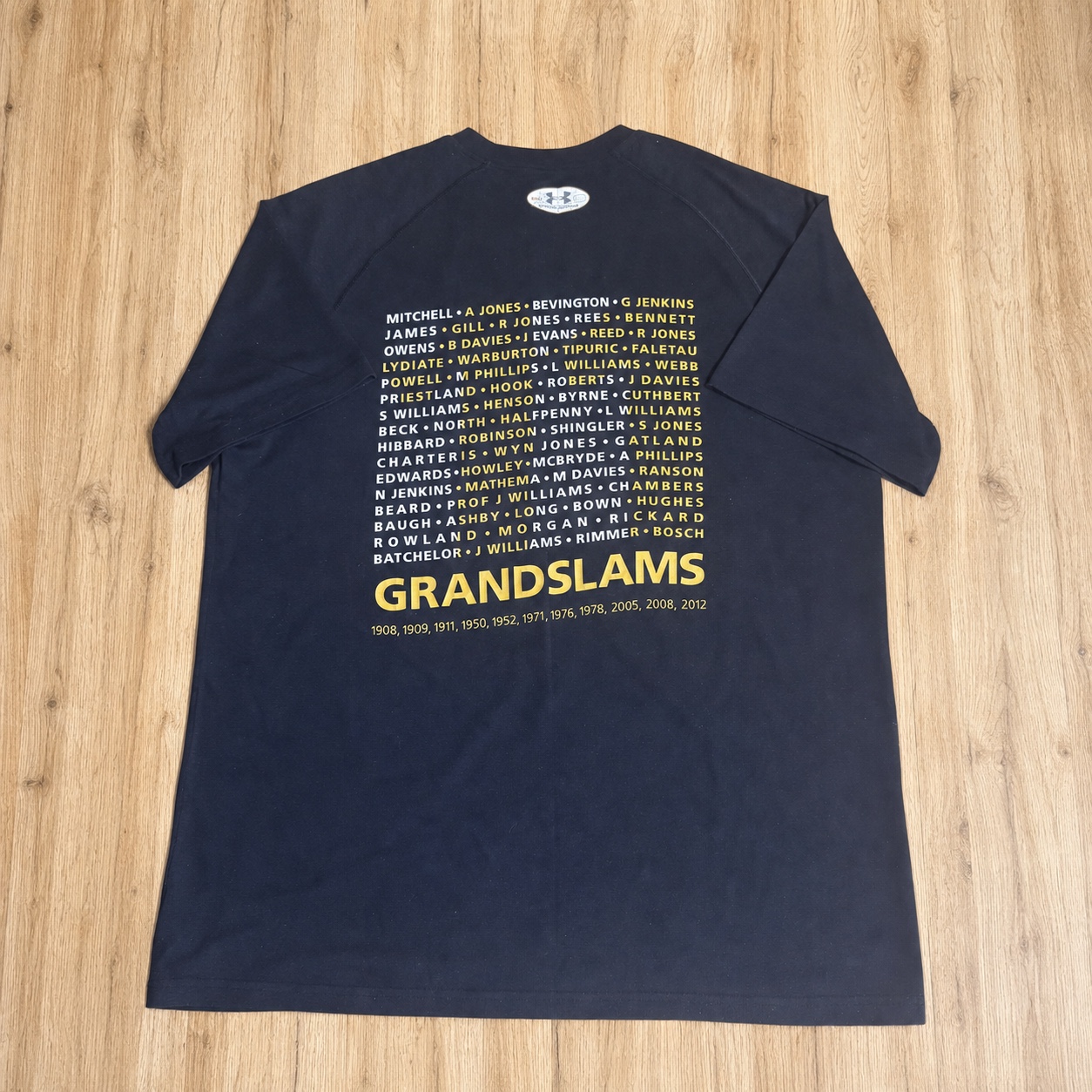 Under Armour Wales WRU 2012 Grand Slam Champions T-Shirt Medium image 3