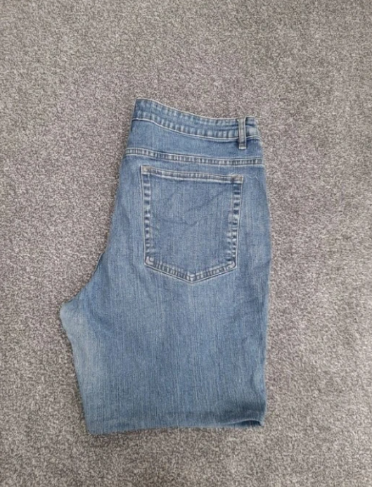 Lee Riveted ultimate 5 blue denim shorts 34" image 2