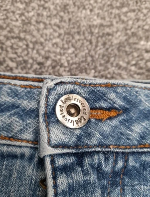 Lee Riveted ultimate 5 blue denim shorts 34" image 5