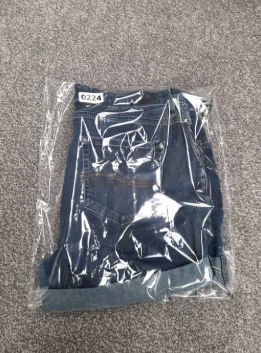 Lee Blue Slimming fit Slim Short Straight 31" image 2