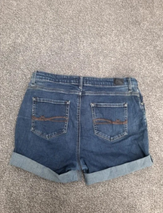 Lee Blue Slimming fit Slim Short Straight 31" image 8