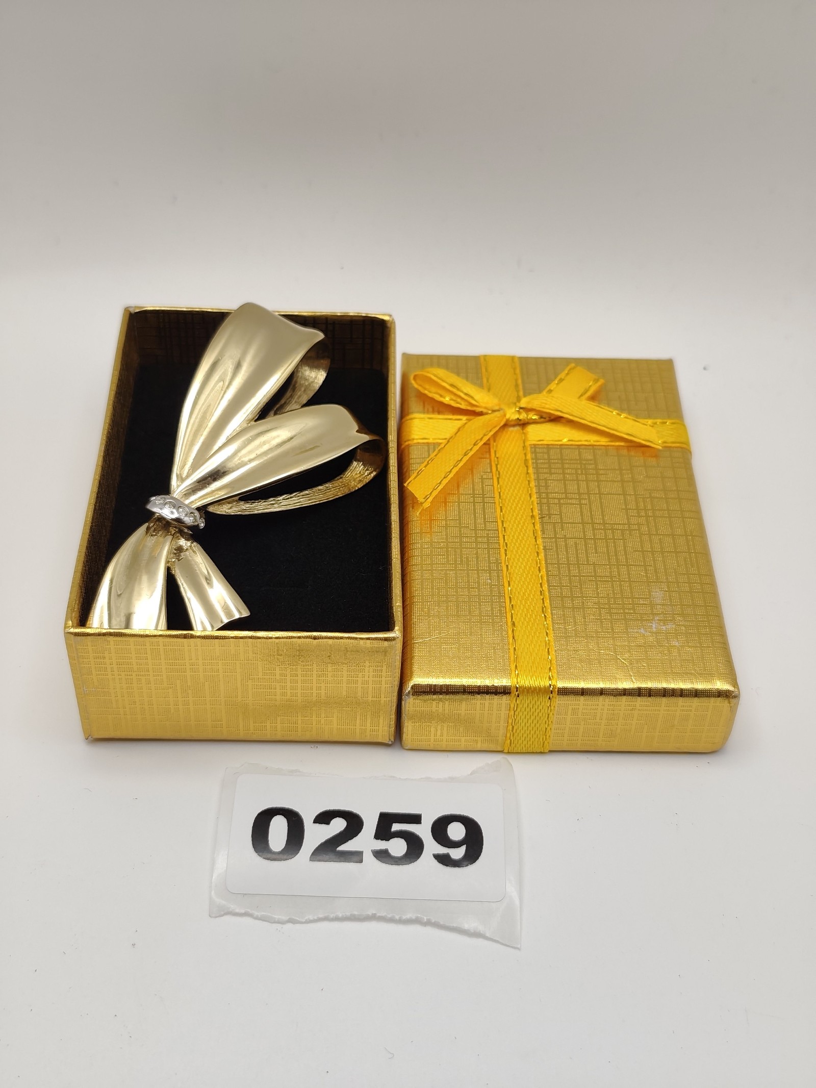 Hanae Mori Gold Tone Bow Brooch with Rhinestones Other Size