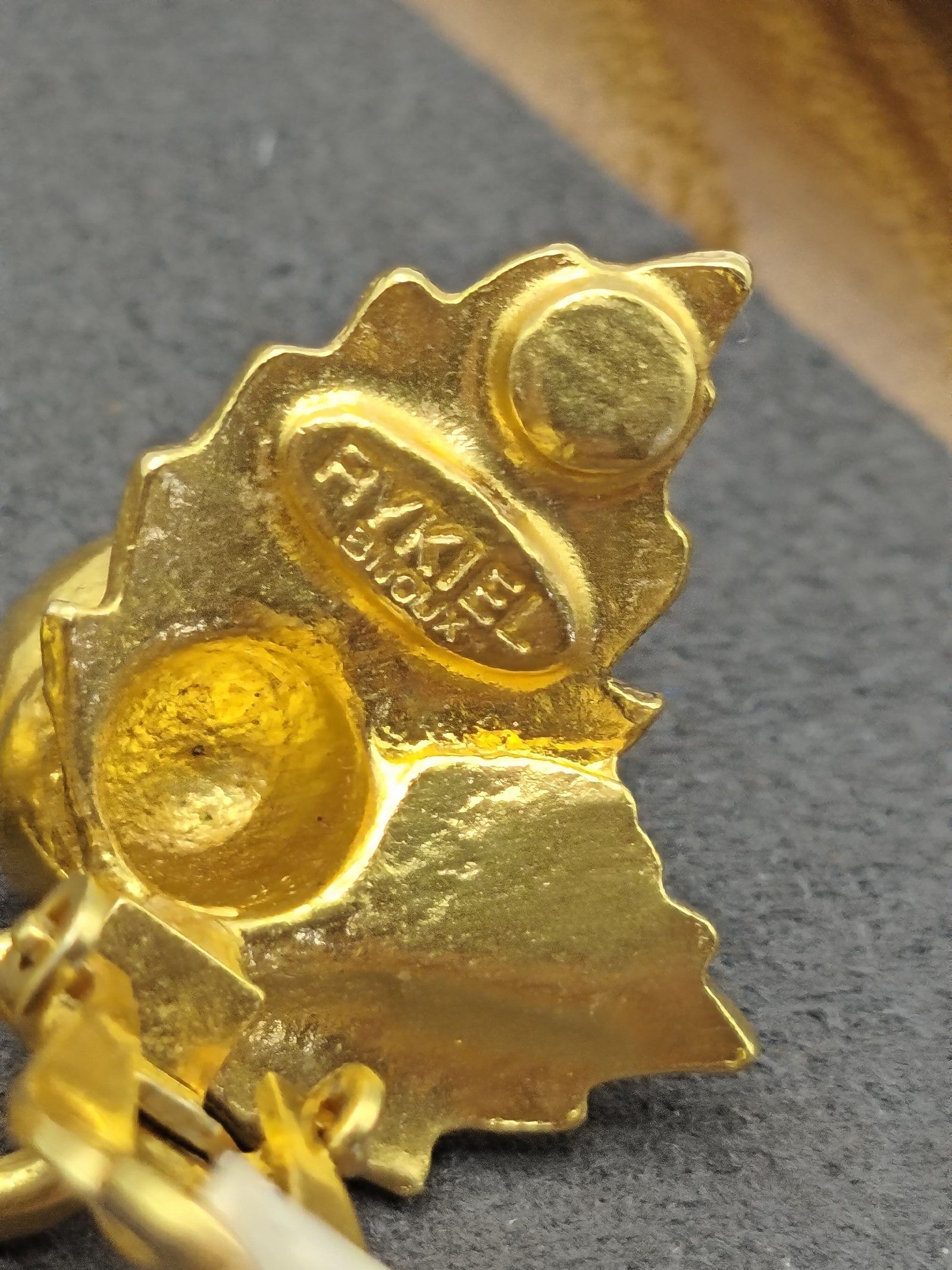 Rykiel Women Gold Leaf Clip-On Earrings image 5