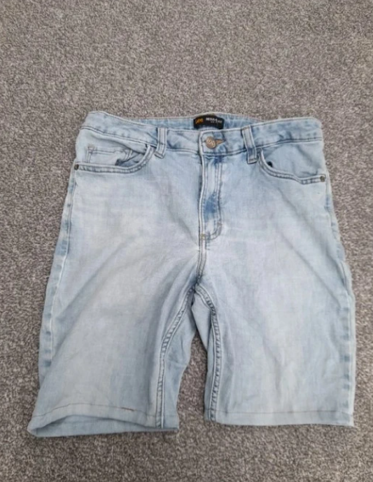 Lee light-wash denim Bermuda shorts 30" image 2
