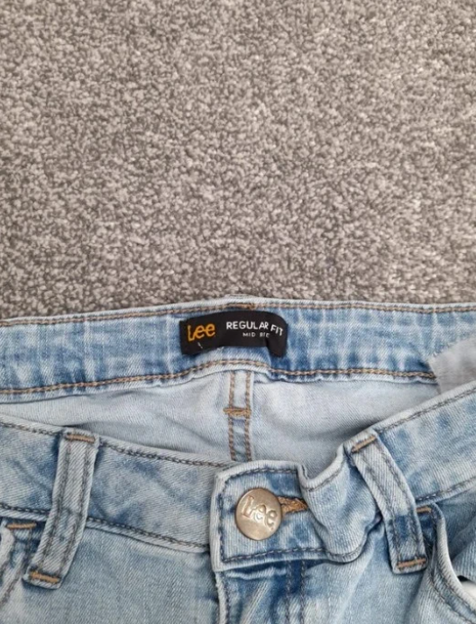 Lee light-wash denim Bermuda shorts 30" image 8