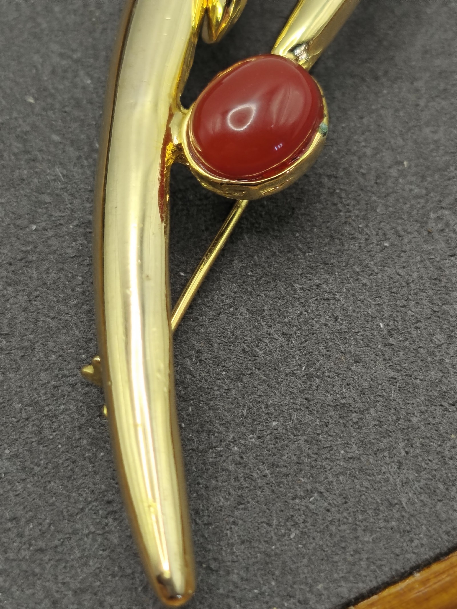 Vendome Women's Gold Tone & Coral Red Brooch One Size Rhinestone Accent image 6