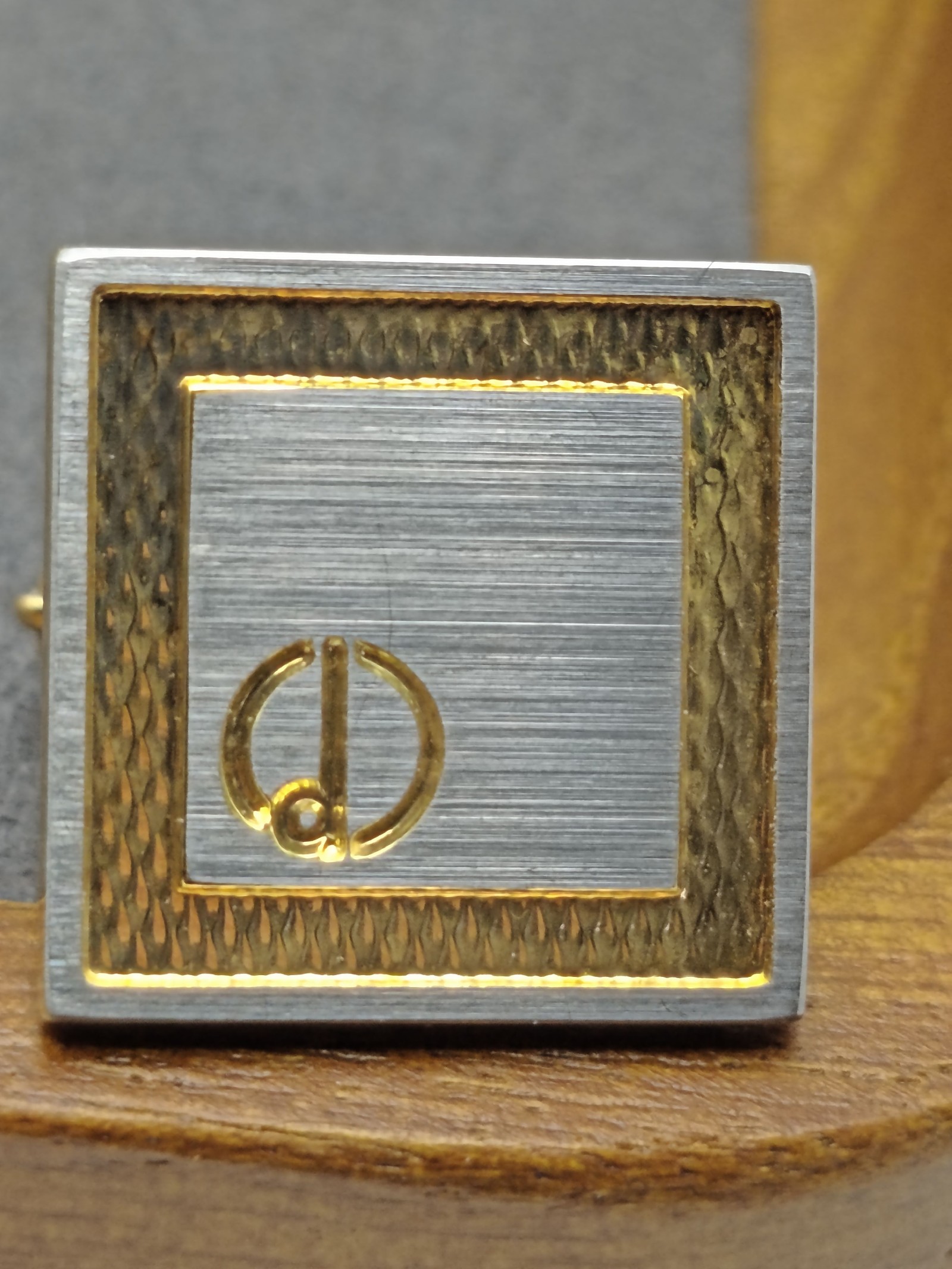 Dunhill Yellow & Silver Tone Square Cufflinks One Size image 5