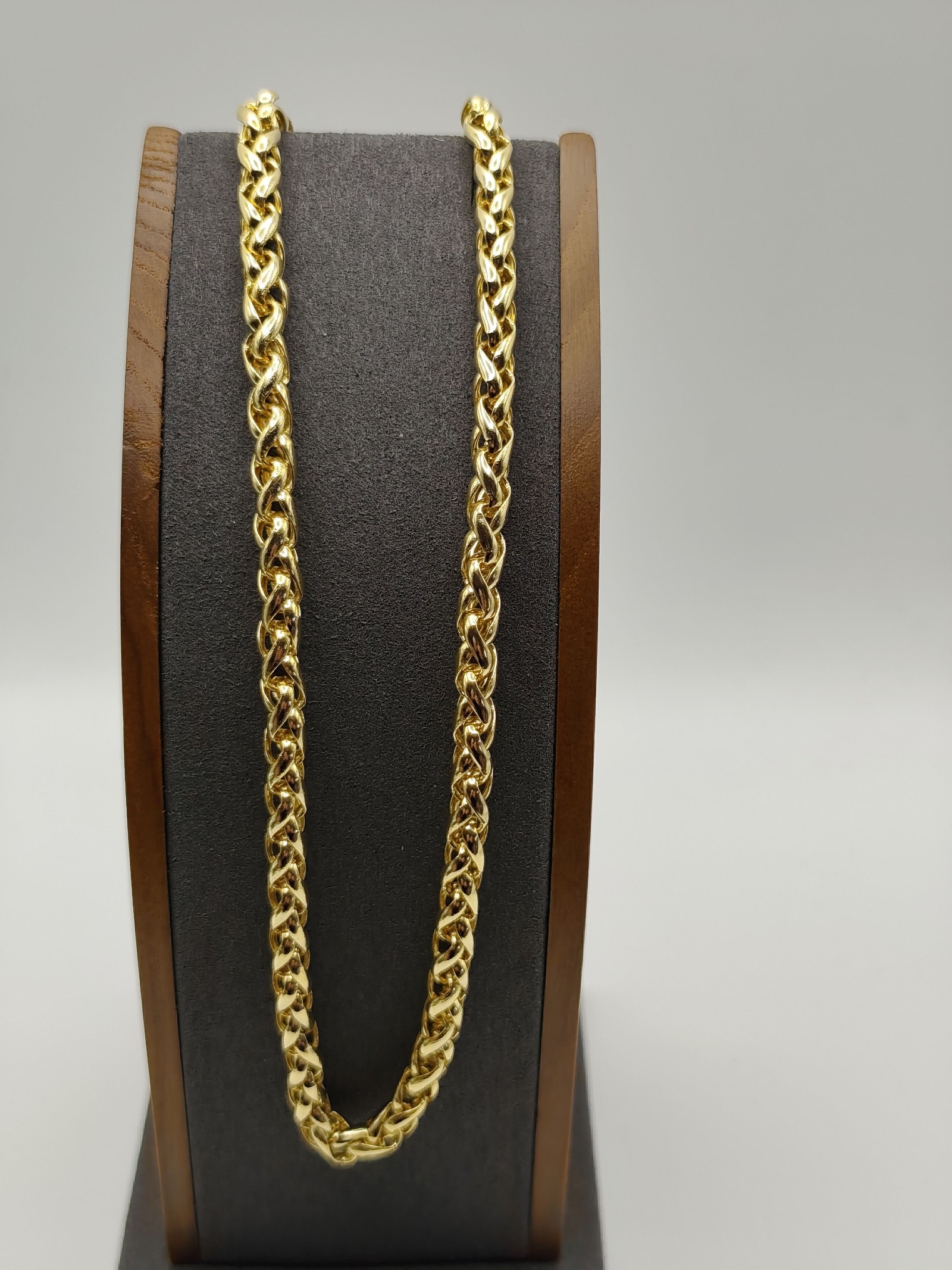 Pierre Balmain Women's Gold-tone Chain Necklace Adjustable Length image 4