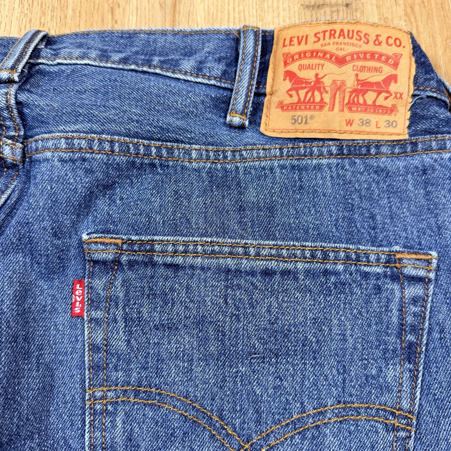 Levi’s 501 Original Men’s Blue Jeans W38 L30 image 4