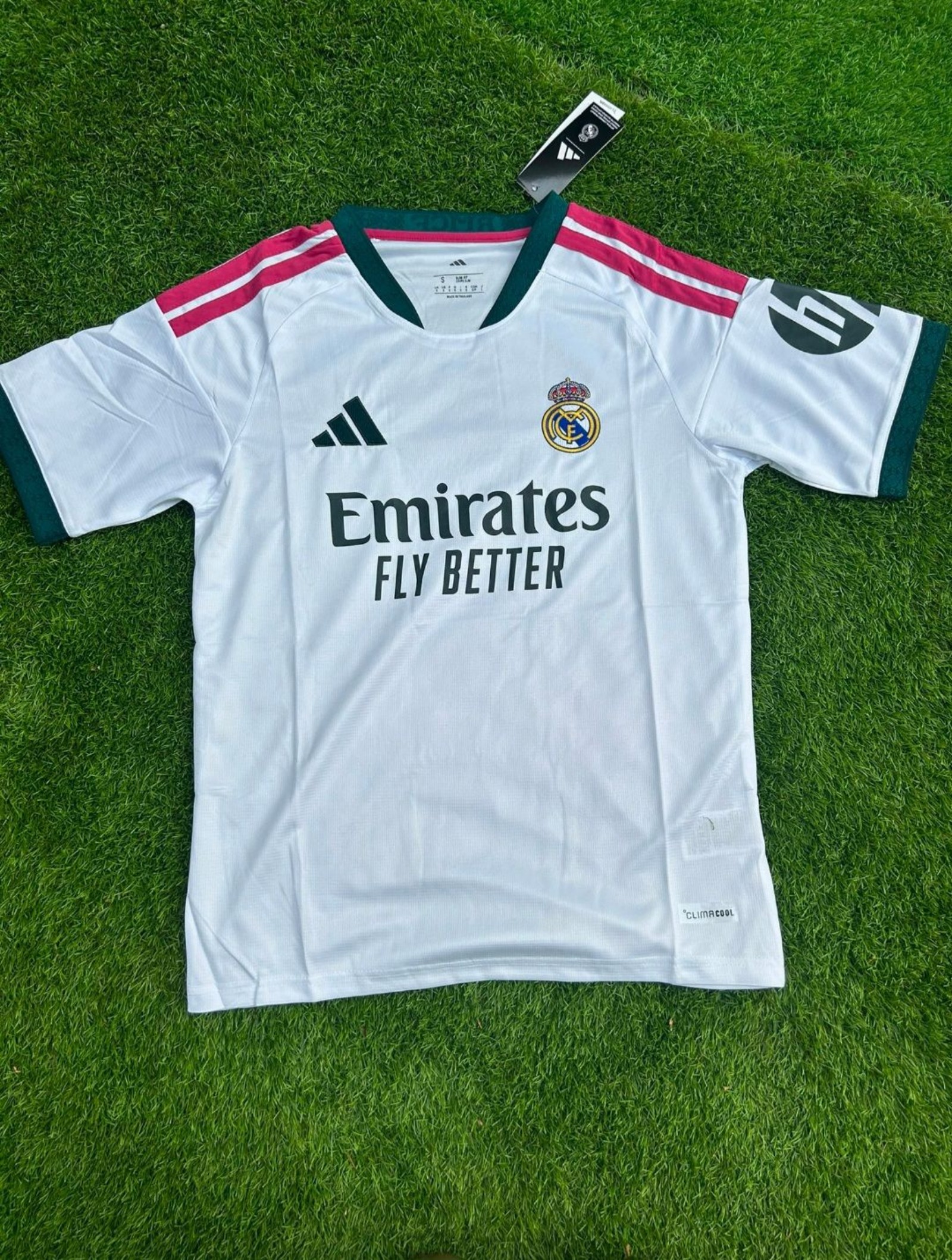 Adidas Real Madrid 26 27 home kit