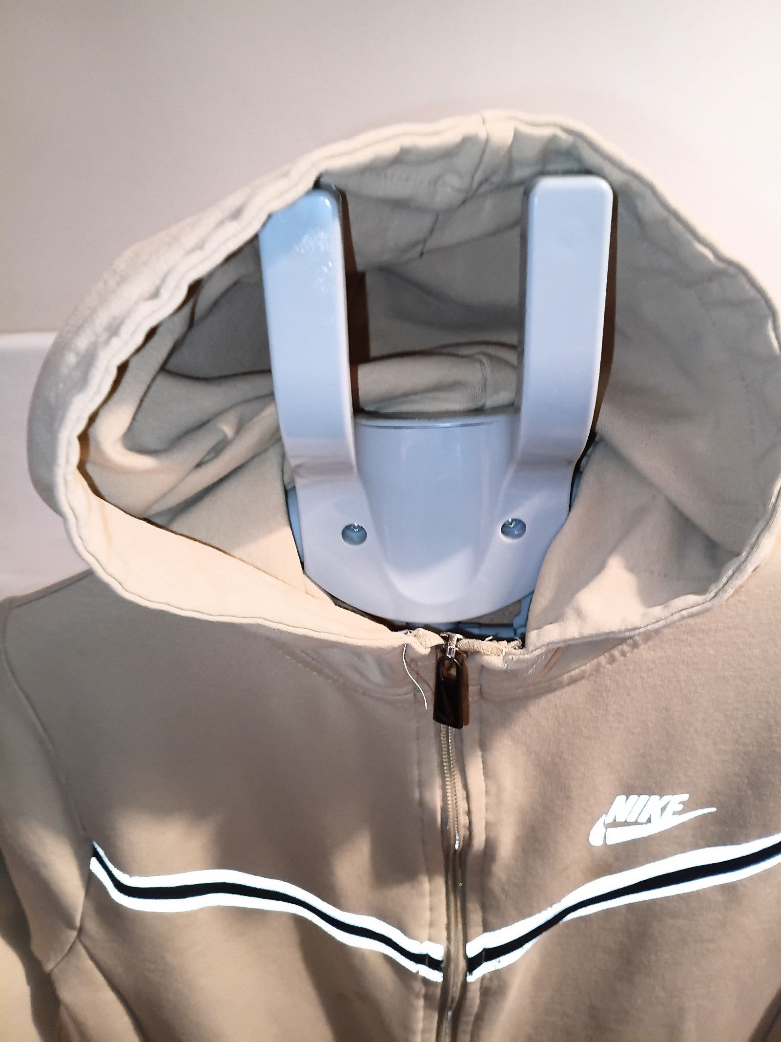 Nike Women's Beige & White Hooded Zip-Up Jacket Medium Cotton