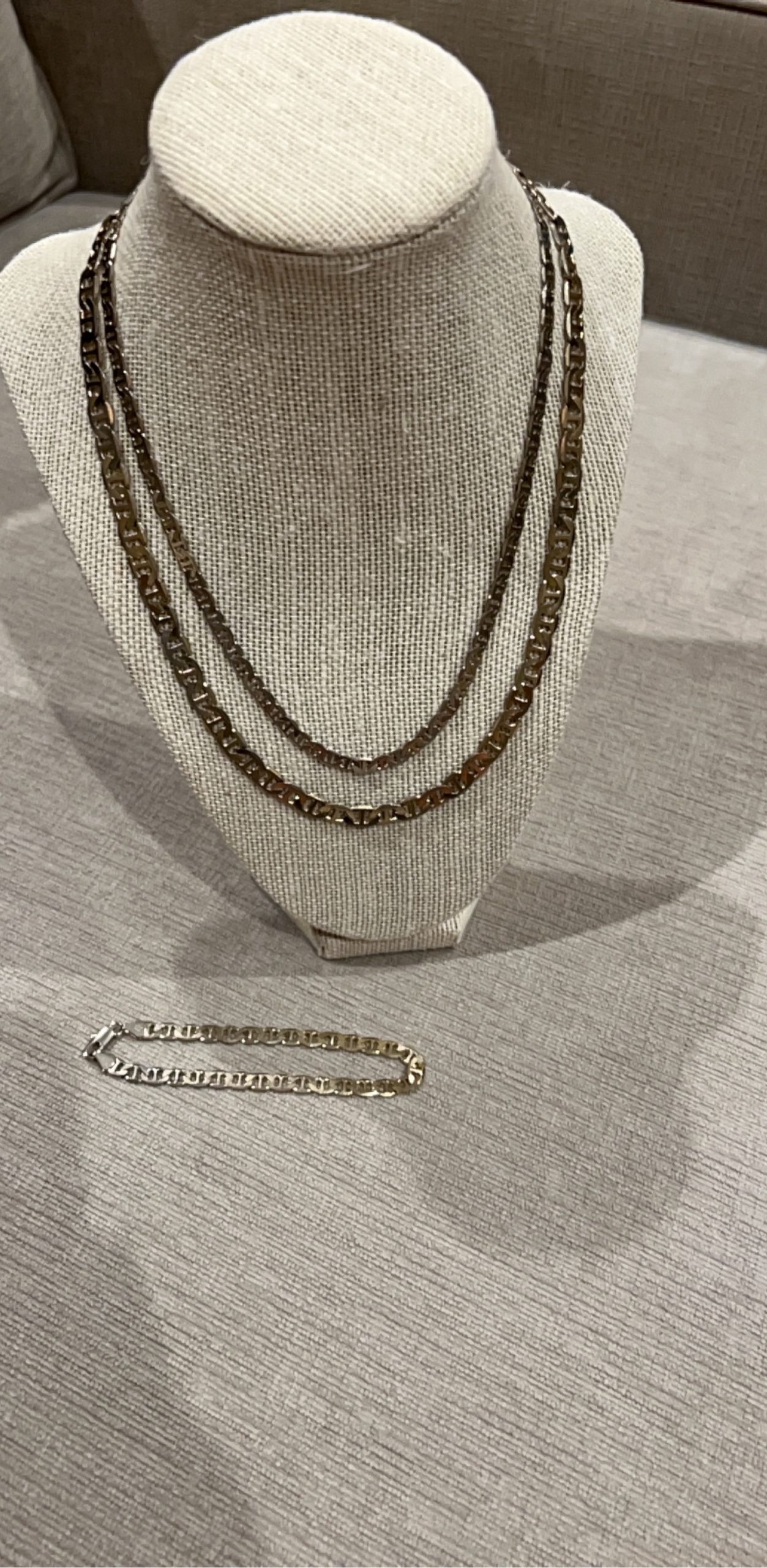 Gold-Tone Women's Necklace & Bracelet Set