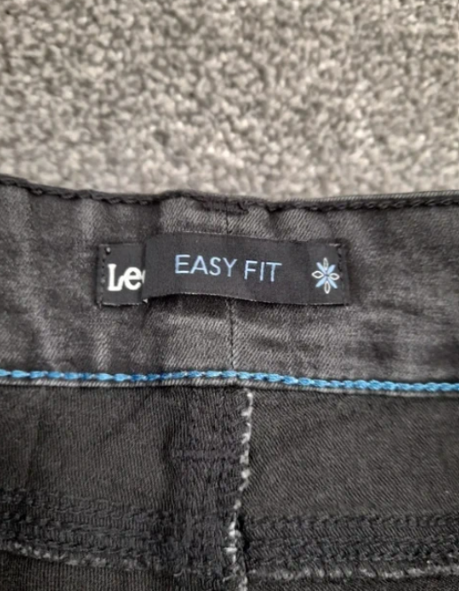 Lee denim shorts rolled cuffs ,easy fit Black,32" image 6