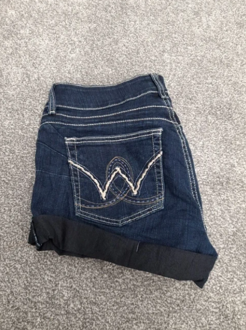 Wrangler denim shorts dark wash cuffed hem,Blue 36" image 5