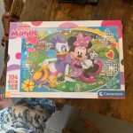 Clementoni Disney Minnie Mouse Puzzle 104 pièces Maxi Super Color 62x42 cm