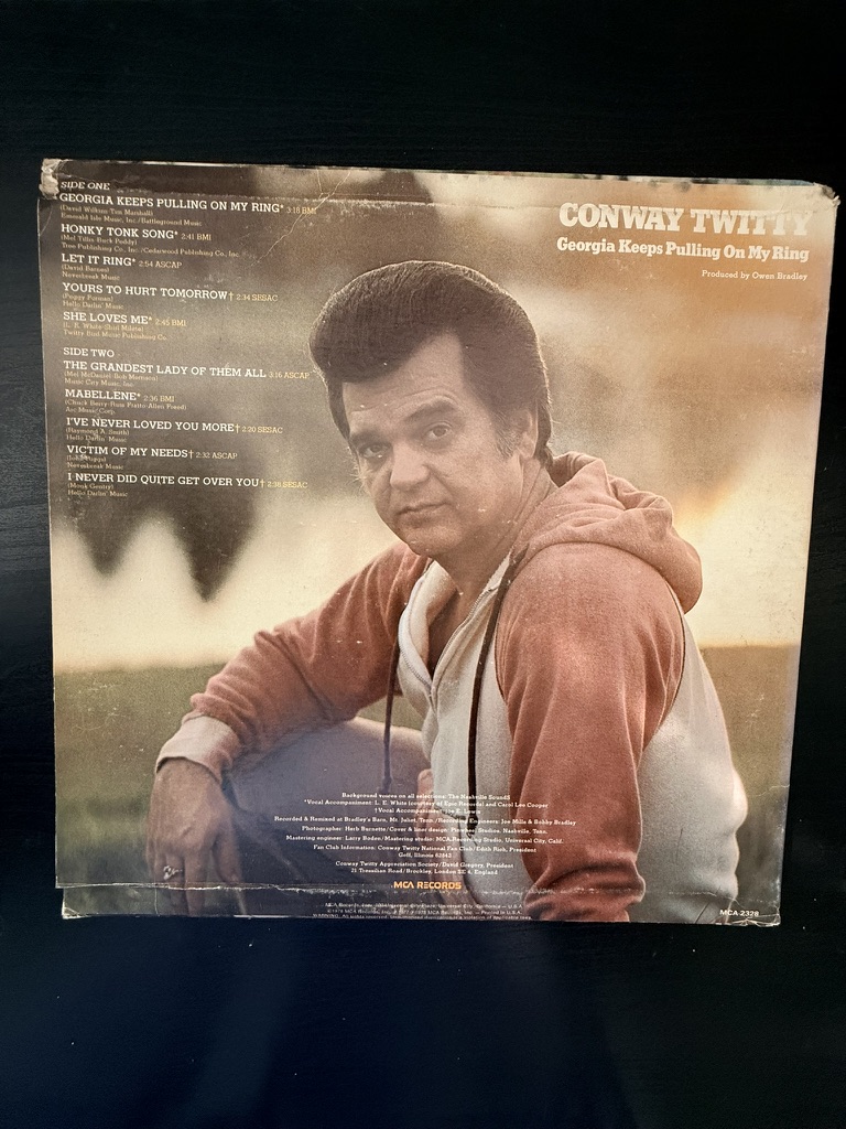 Conway Twitty Georgia Keeps Pulling On My Ring Vinyl Record MCA 1978 image 2