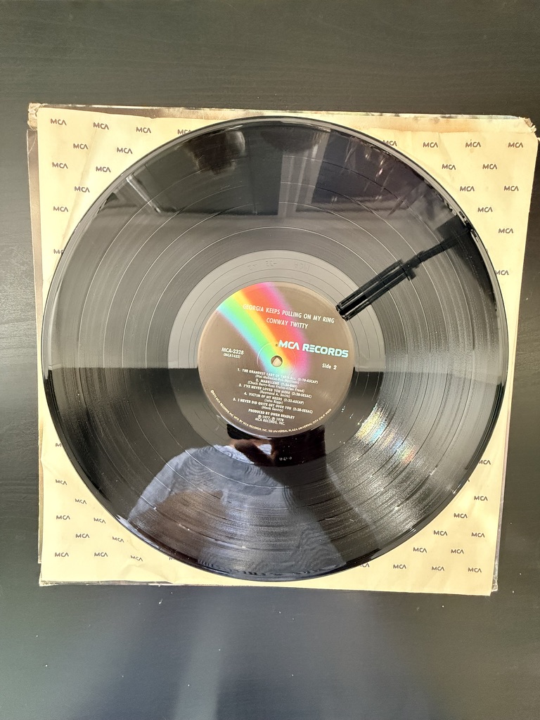 Conway Twitty Georgia Keeps Pulling On My Ring Vinyl Record MCA 1978 image 4