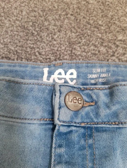 Lee Light Blue Denim Shorts Rolled Hem Casual 38" image 8