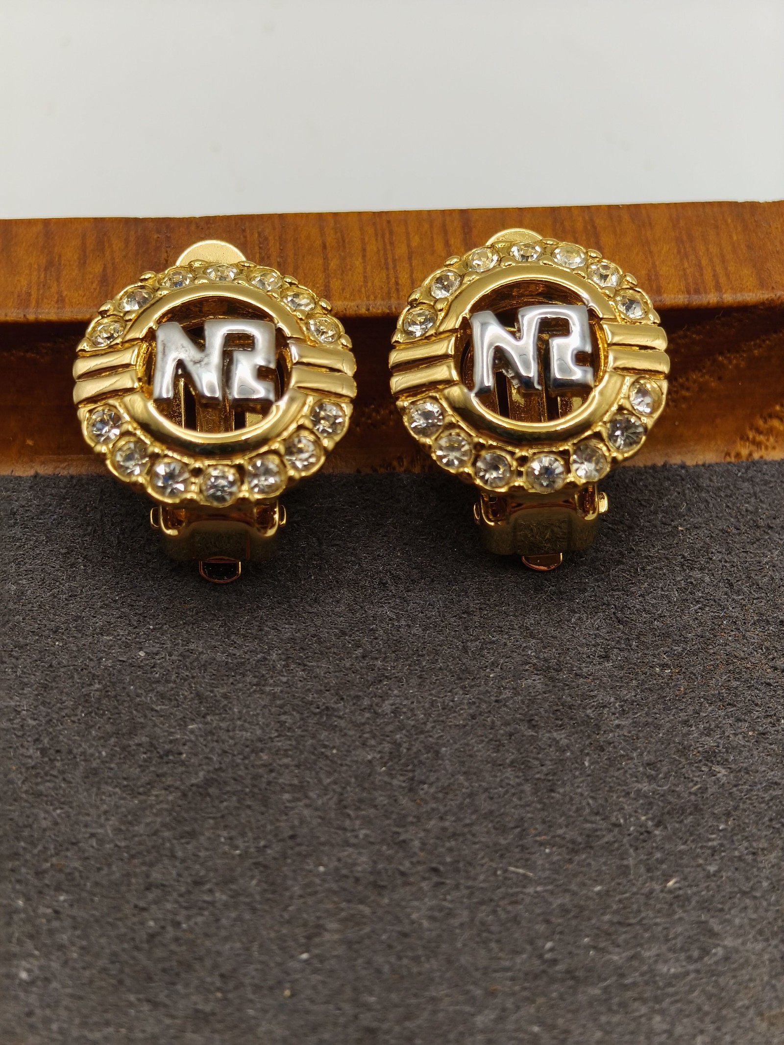 Nina Ricci Women's Gold & Clear Crystal Clip-On Earrings image 6