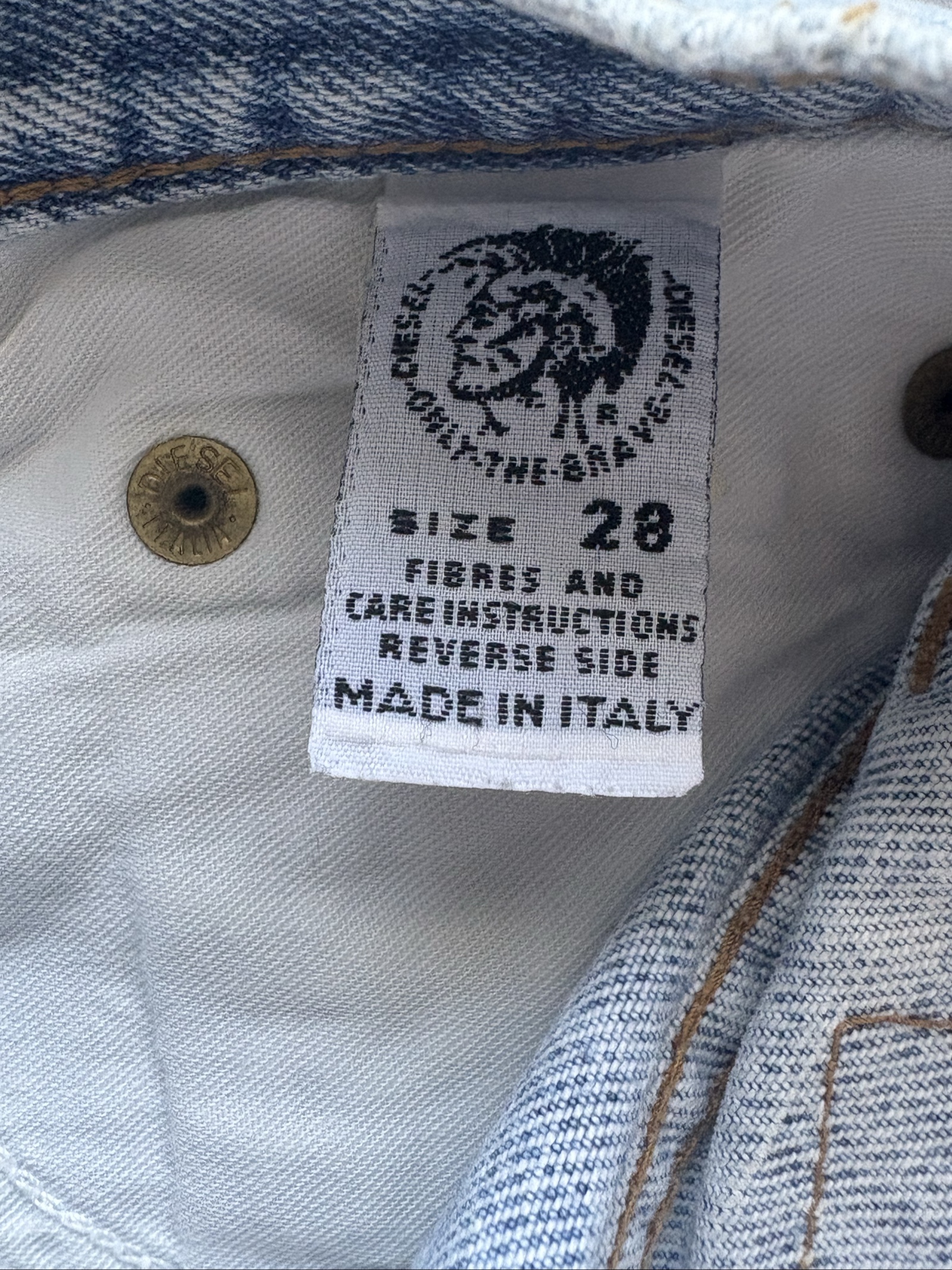 Diesel Women's Light Blue Denim Jeans 28 Made in Italy image 4