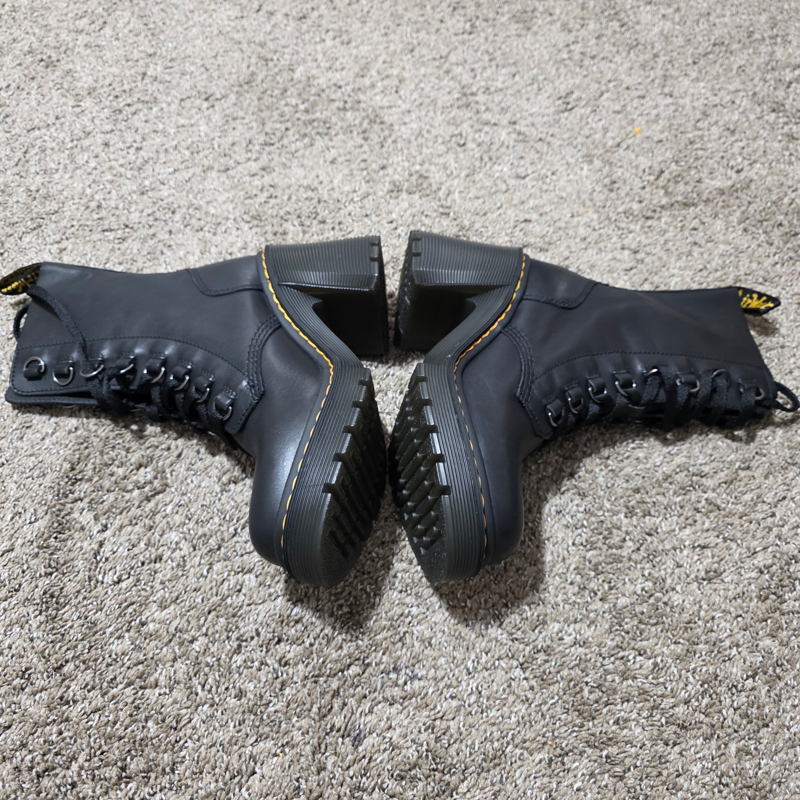 Dr. Martens Chesney Women's US 9 Black 26701001 Leather Flared Heel Boots image 4