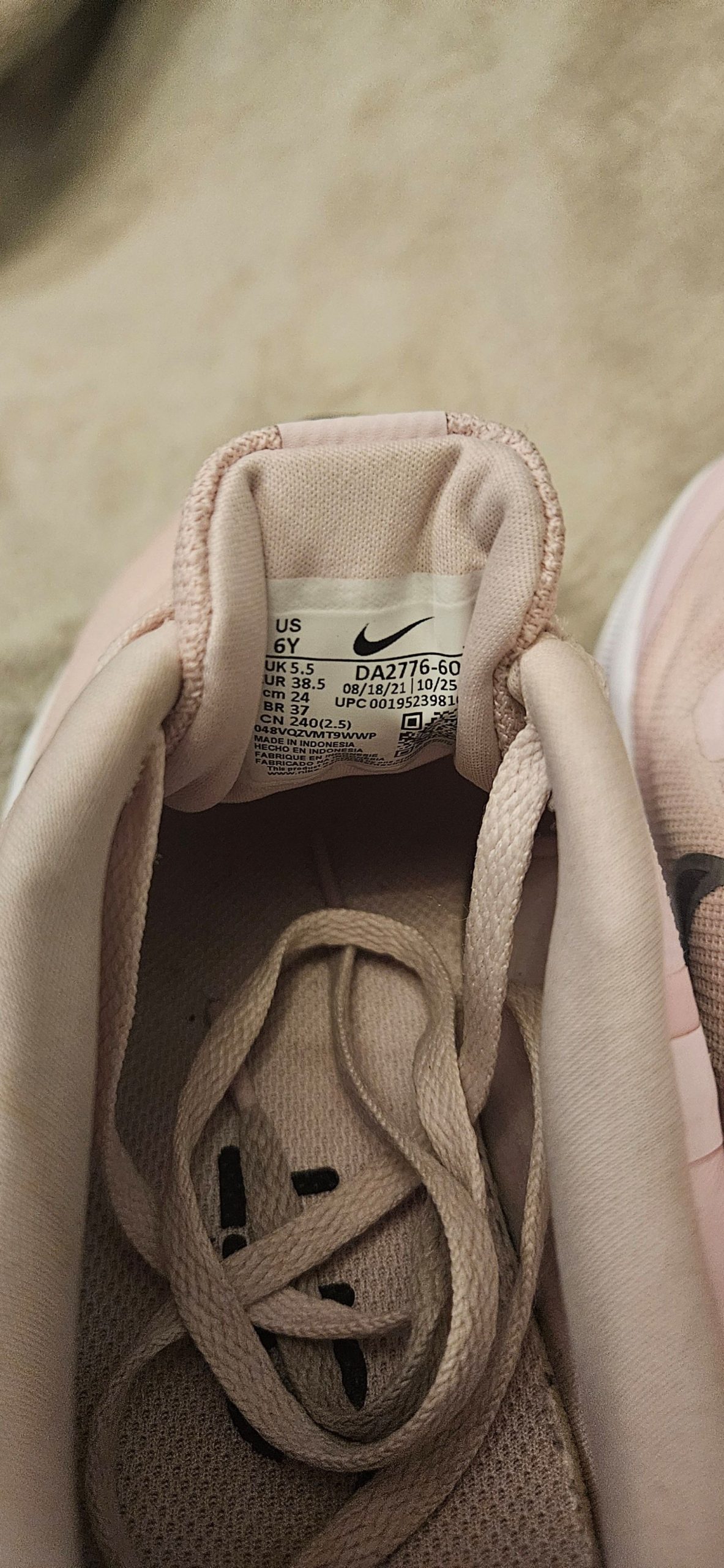 Nike Women's Pink & White Star Runner 3 UK 6.5 Running Shoes image 6
