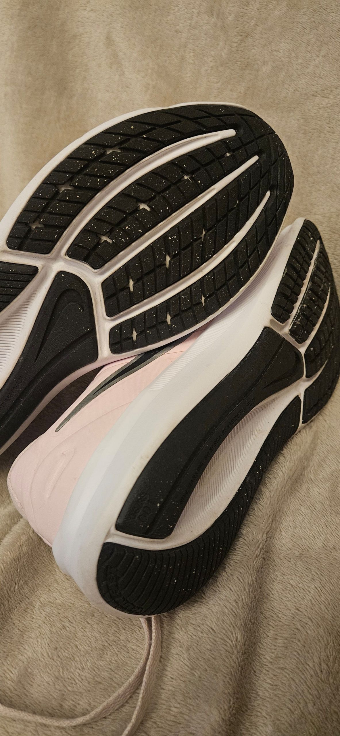 Nike Women's Pink & White Star Runner 3 UK 6.5 Running Shoes image 7