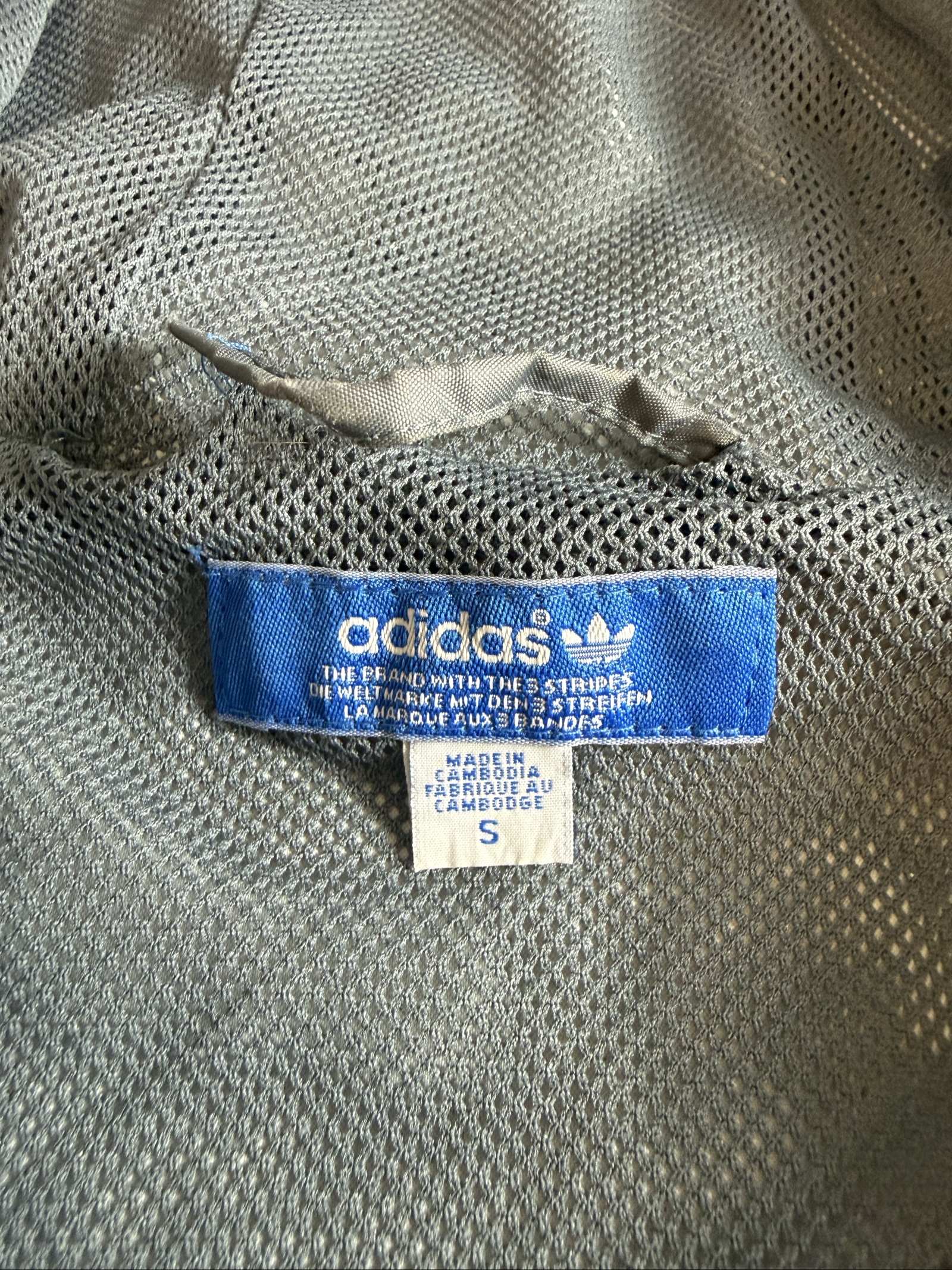 Adidas Men’s Hooded Windbreaker Jacket Small Black Grey Lightweight image 4