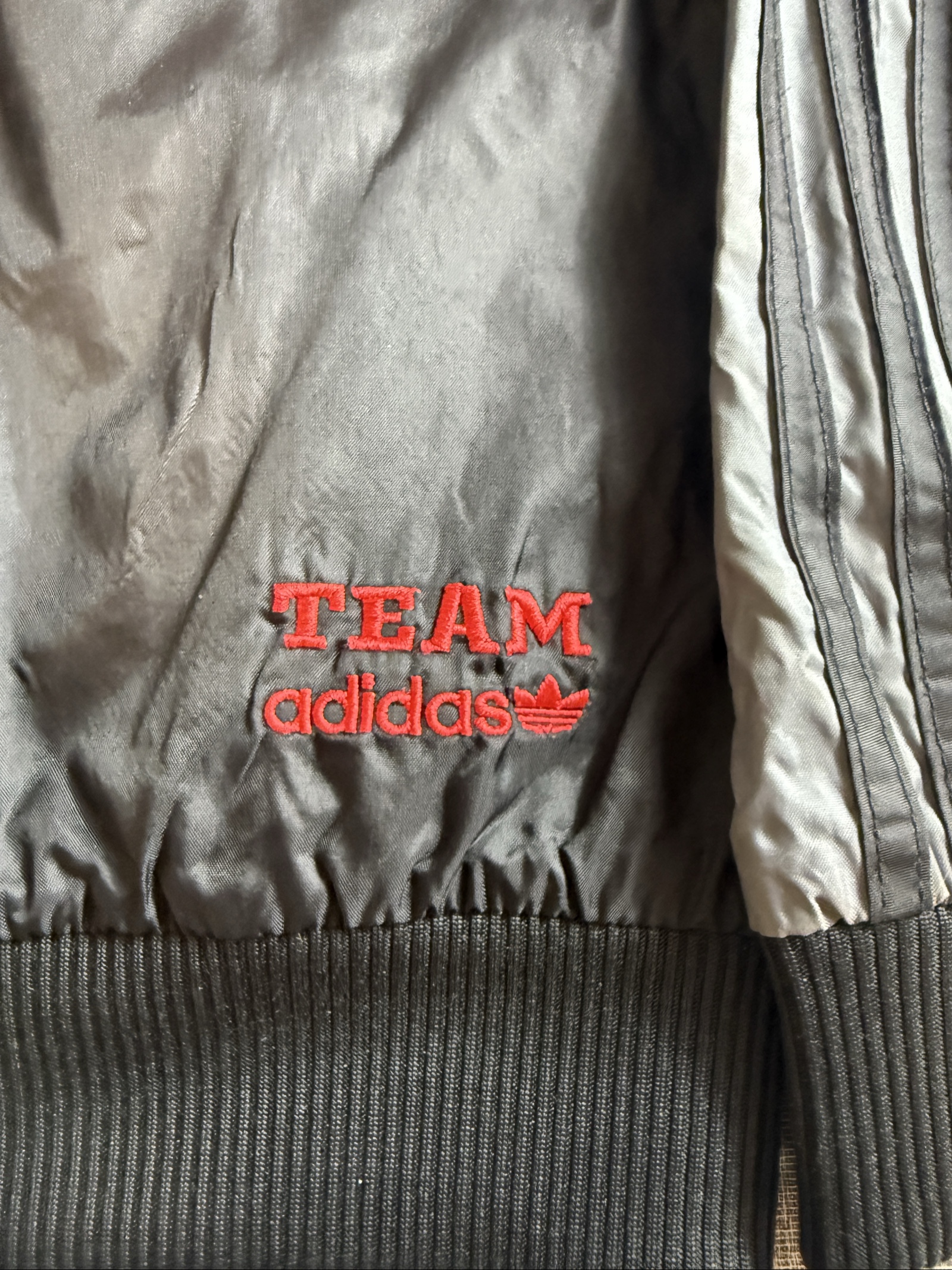 Adidas Men’s Hooded Windbreaker Jacket Small Black Grey Lightweight image 8