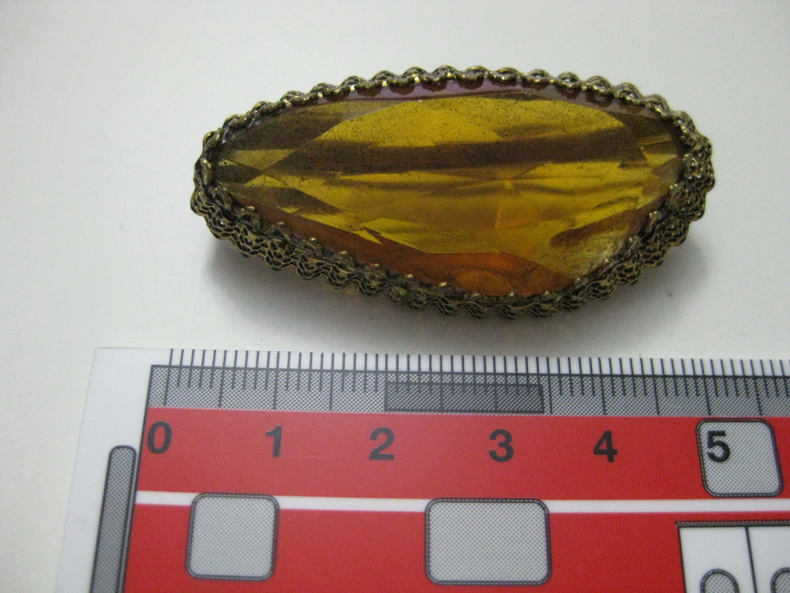Vintage Faceted Glass Brooch in Gold Metal Frame image 6