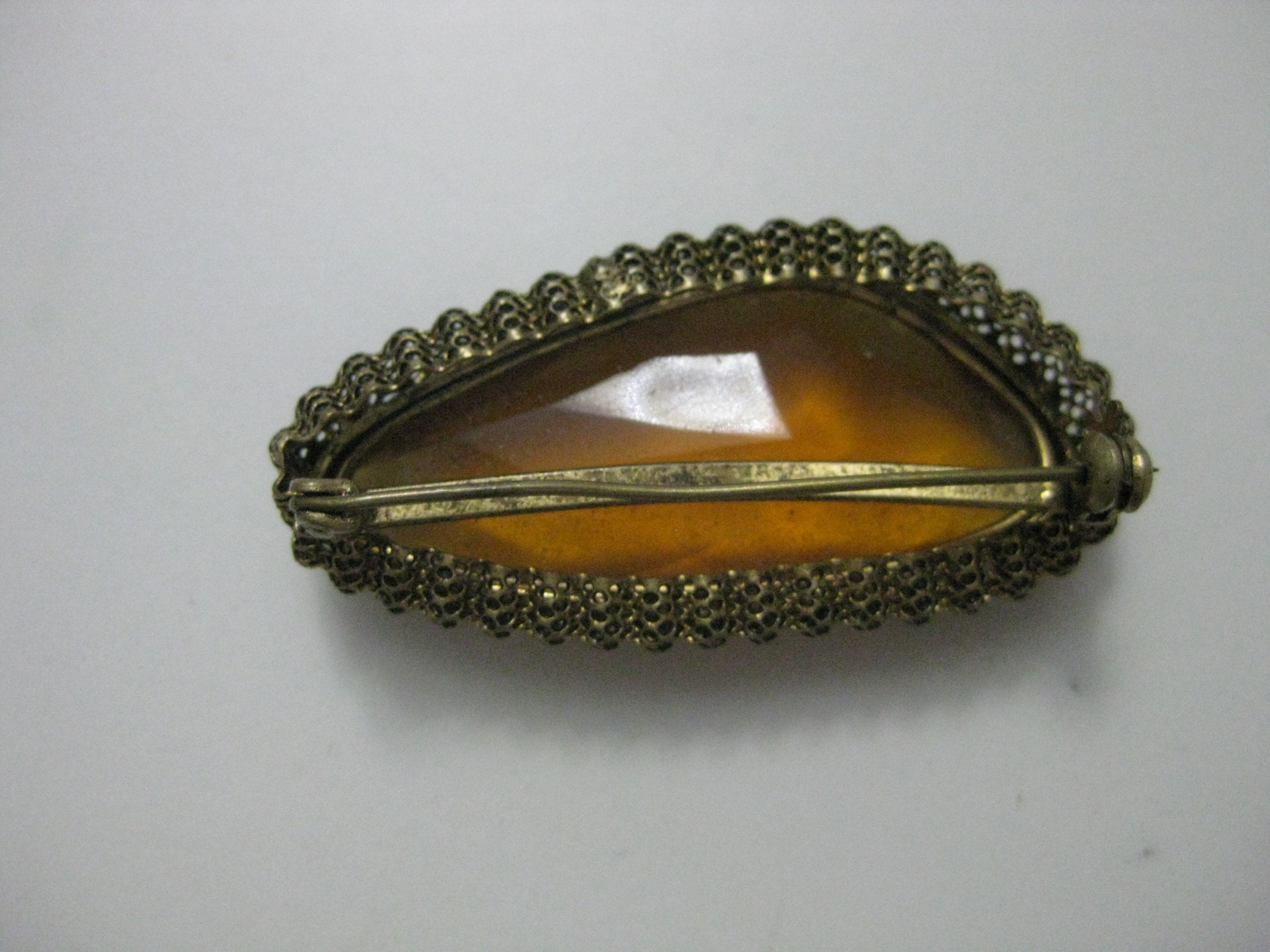 Vintage Faceted Glass Brooch in Gold Metal Frame image 8