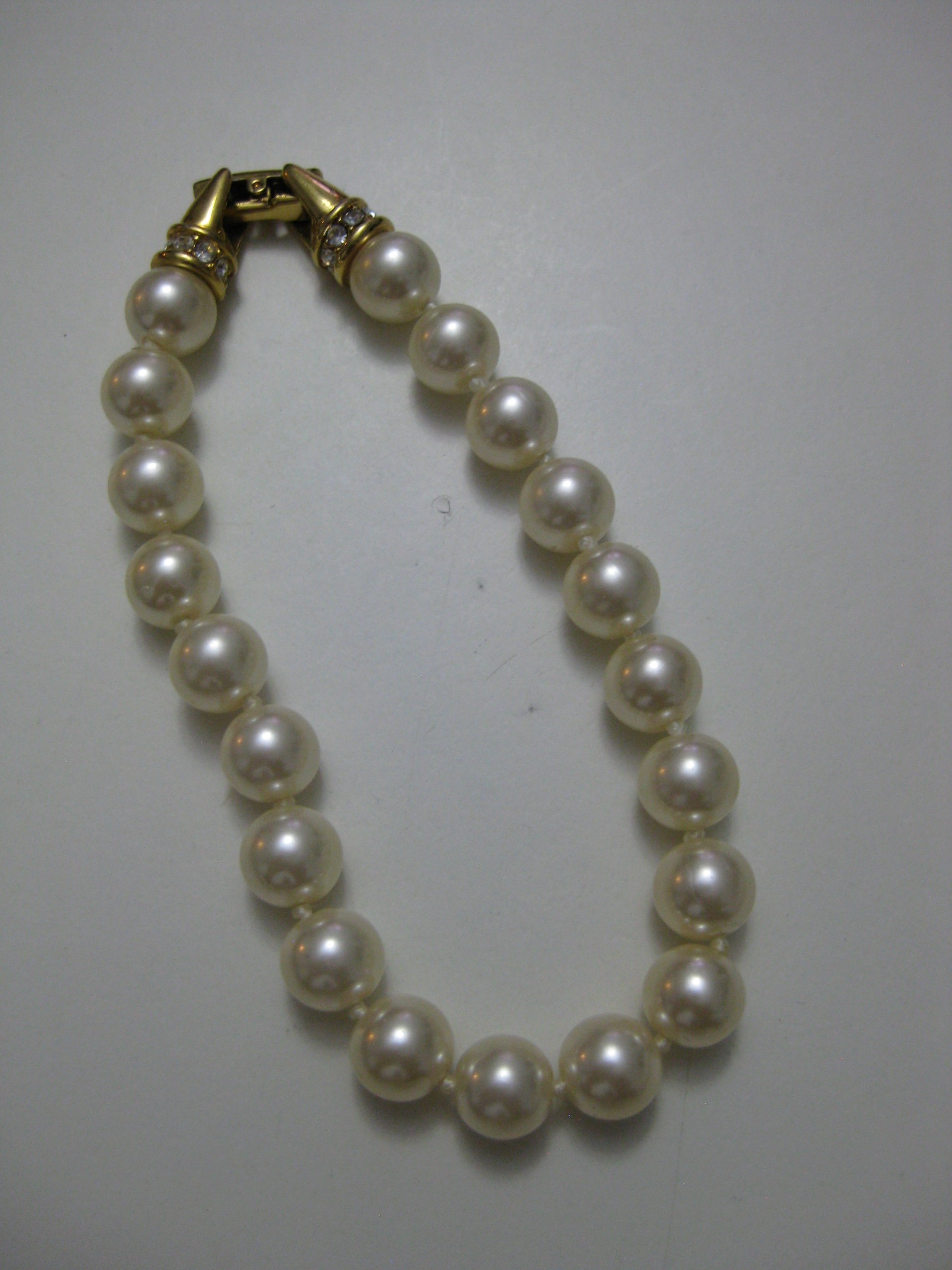 Pearl & Gold Tone Beaded Bracelet with Crystal Clasp image 2