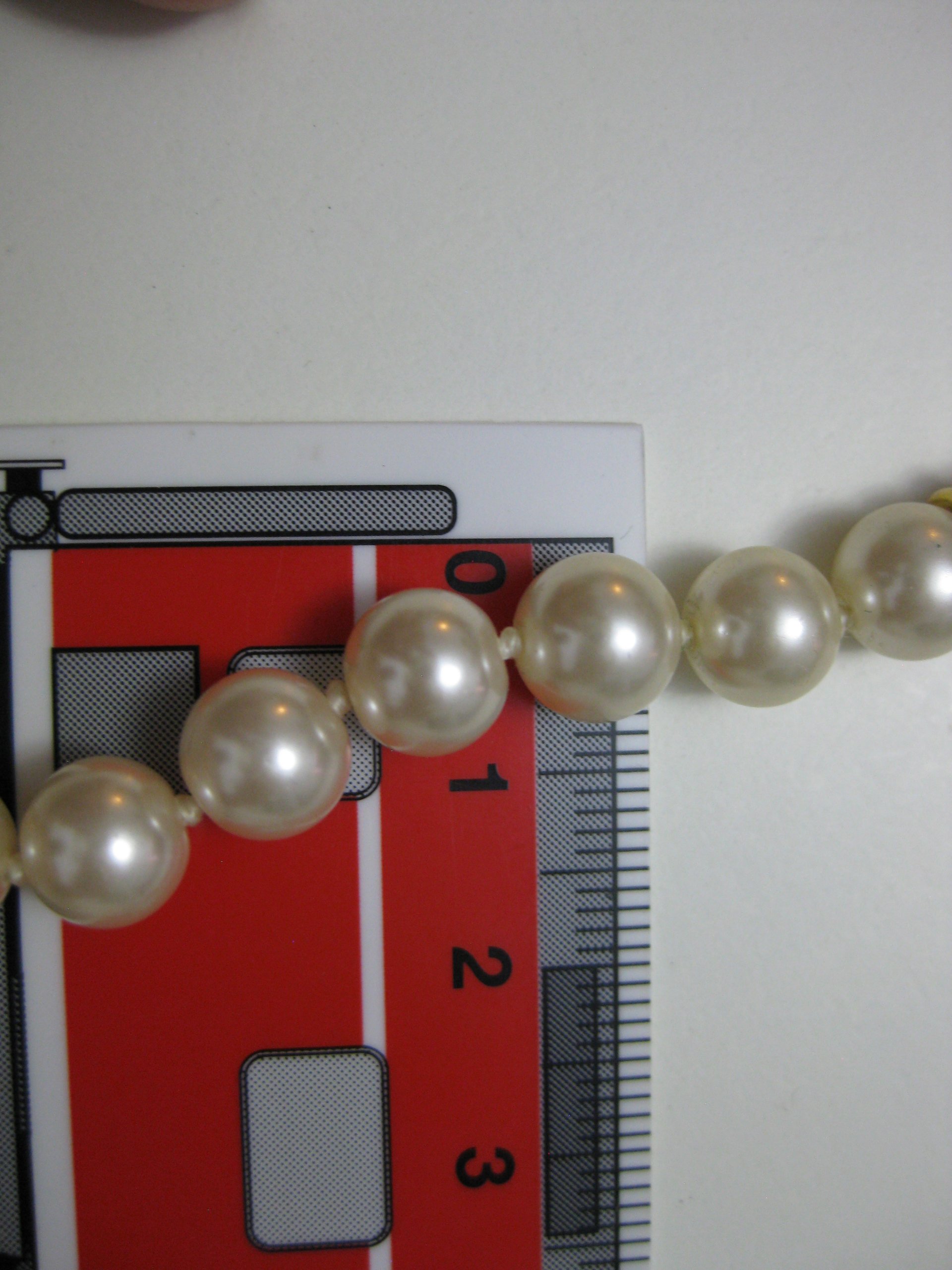 Pearl & Gold Tone Beaded Bracelet with Crystal Clasp image 10