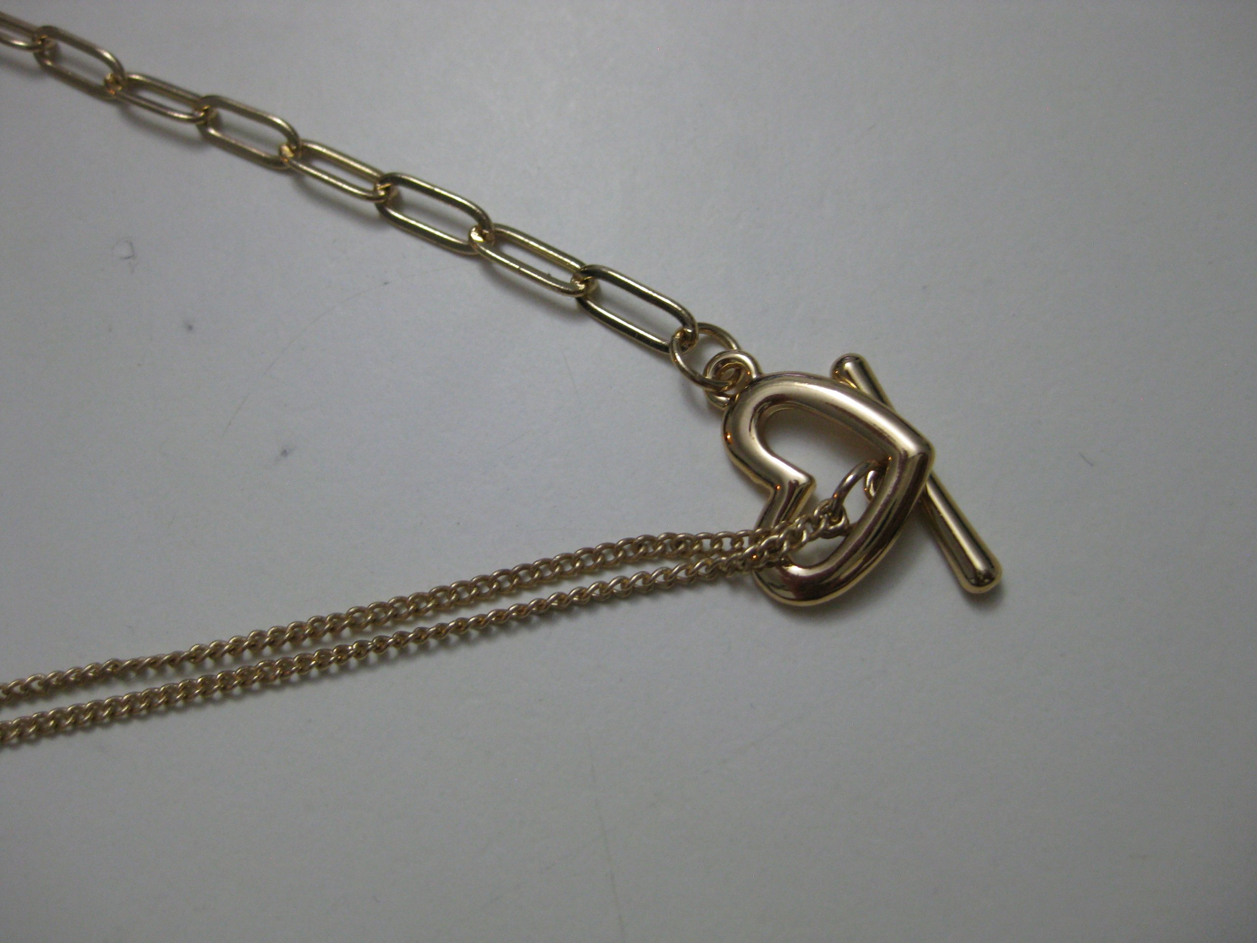 Gold Tone Heart Toggle Clasp Necklace image 3