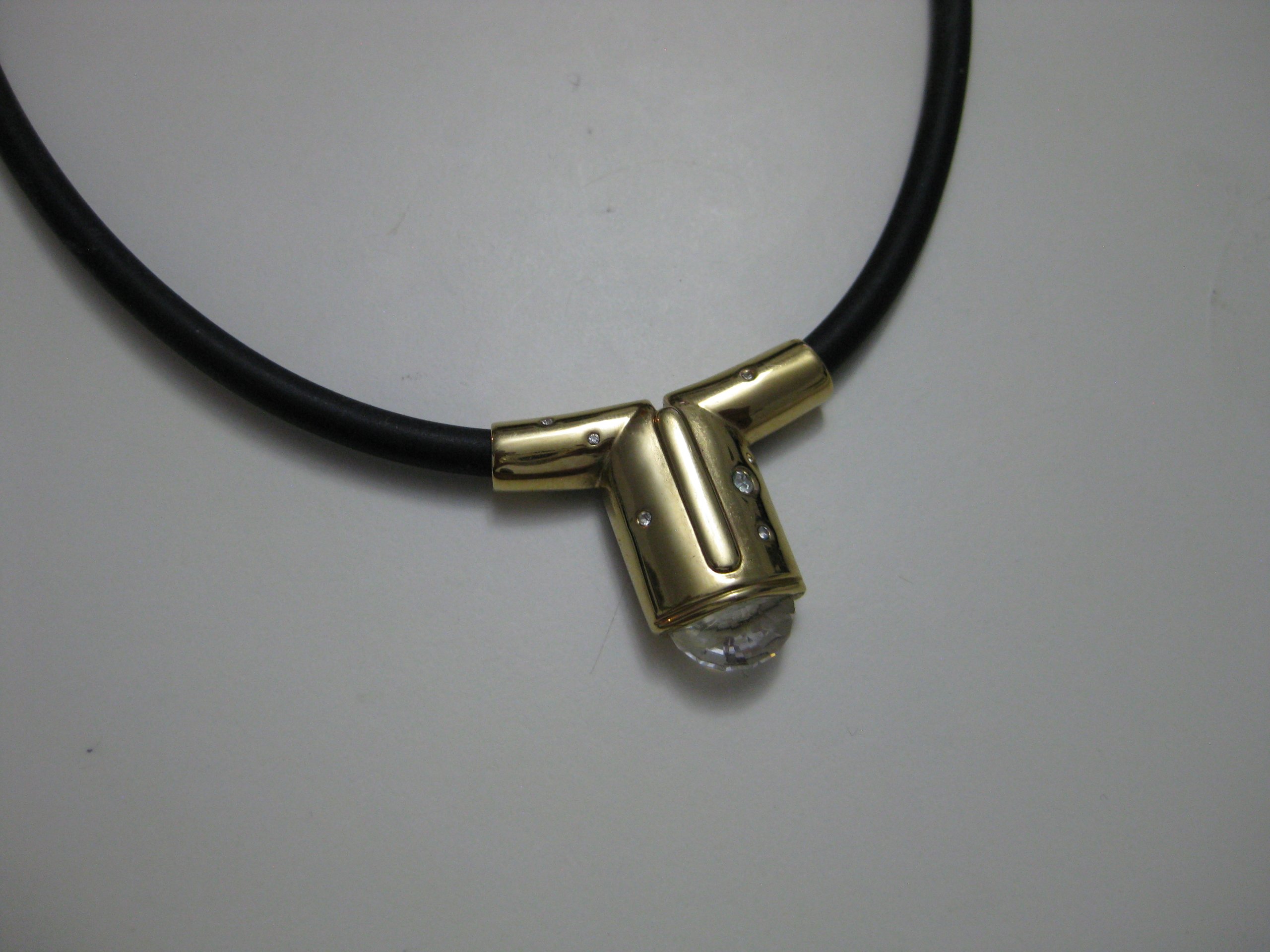Unbranded Black Rubber & Gold-Tone Crystal Accent Necklace One Size image 3