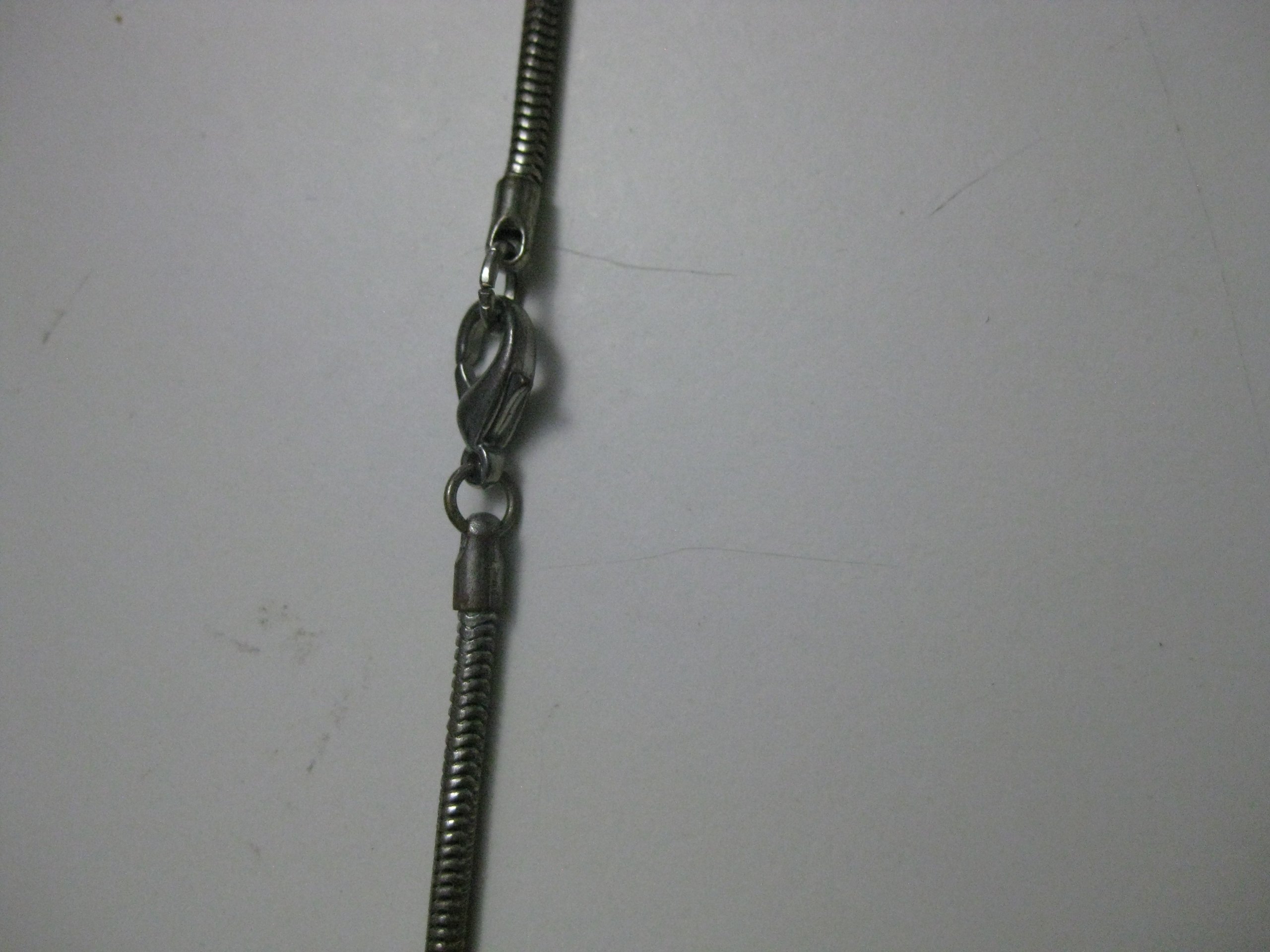 Vintage Two-Tone Metal Geometric Pendant Necklace Unisex image 4
