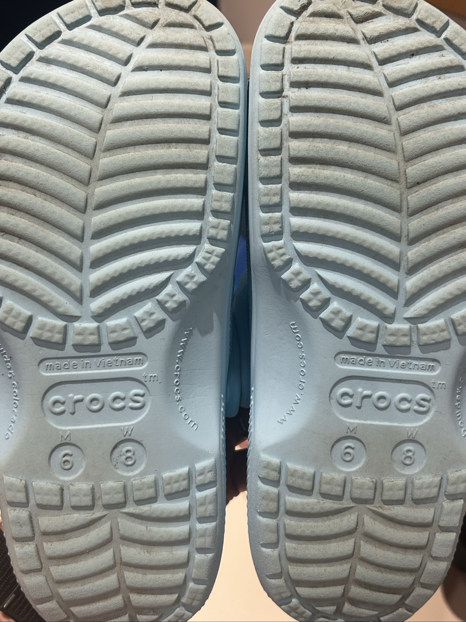 Crocs Unisex Light Blue Foam Clogs US M6 W8 image 3