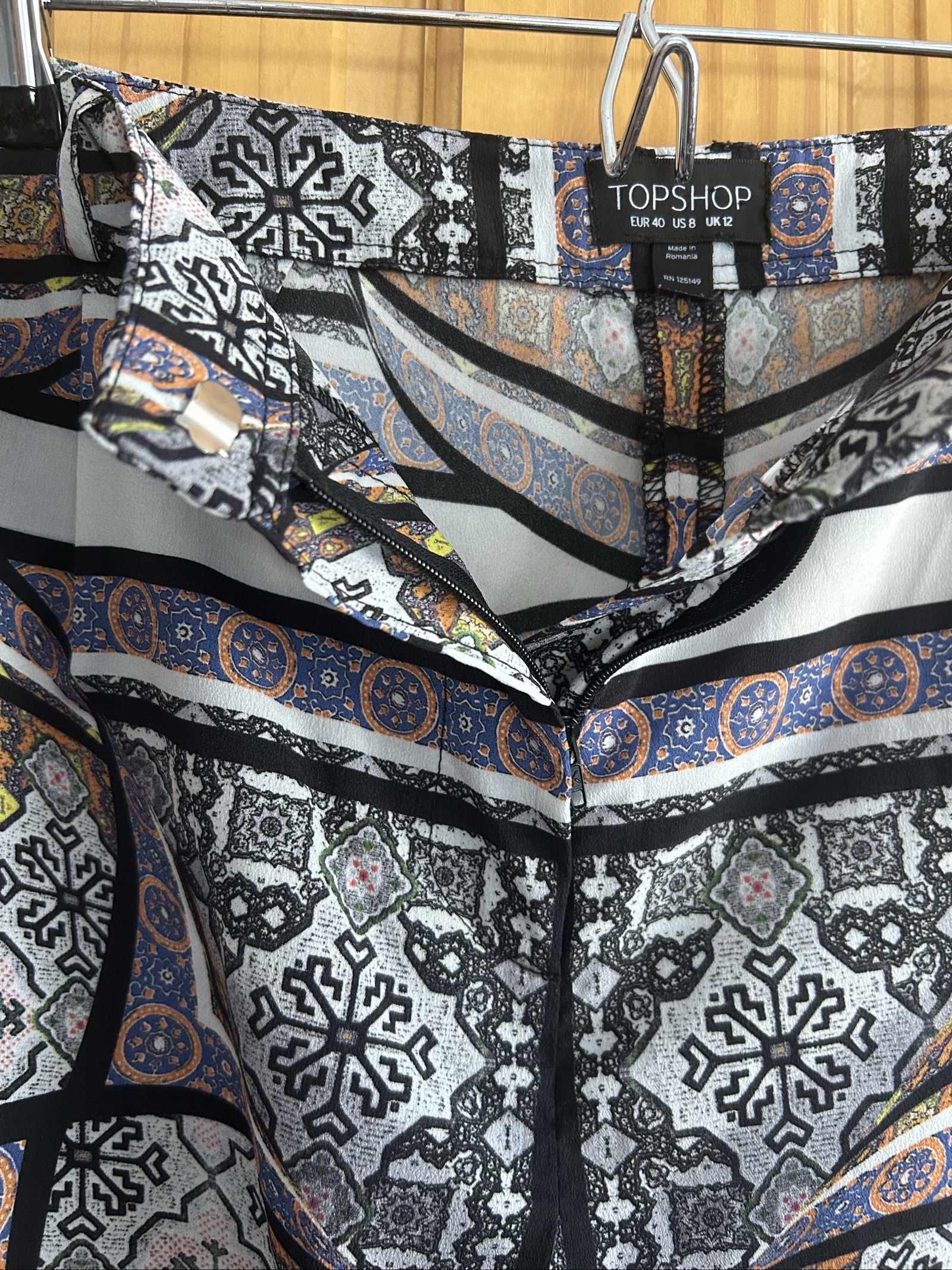 Topshop Women's Multi Colour Patterned Shorts UK 12 image 6