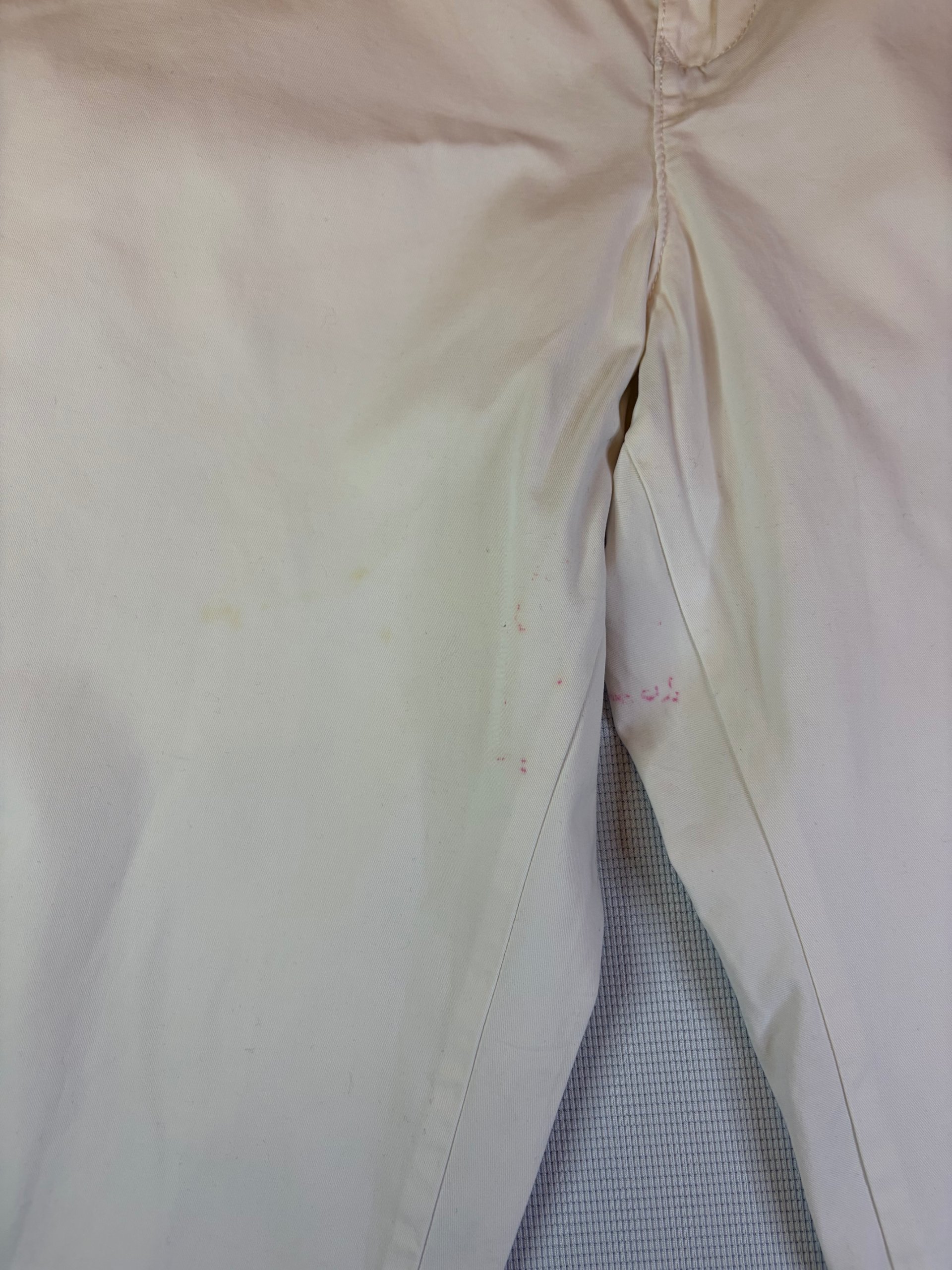 Tommy Hilfiger Men's Cream Classic Fit Cotton Chino Trousers 44 Waist image 3