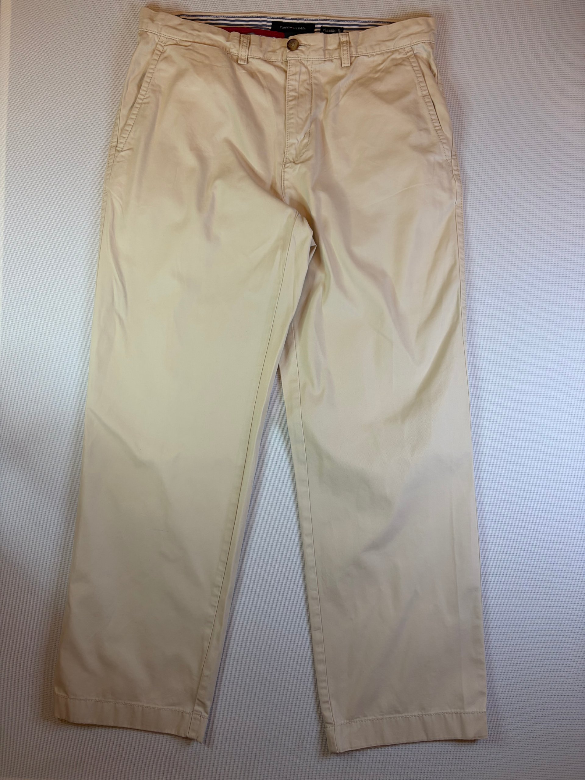Tommy Hilfiger Chinos Cream Classic Fit Mens Size W34 L30 Preppy