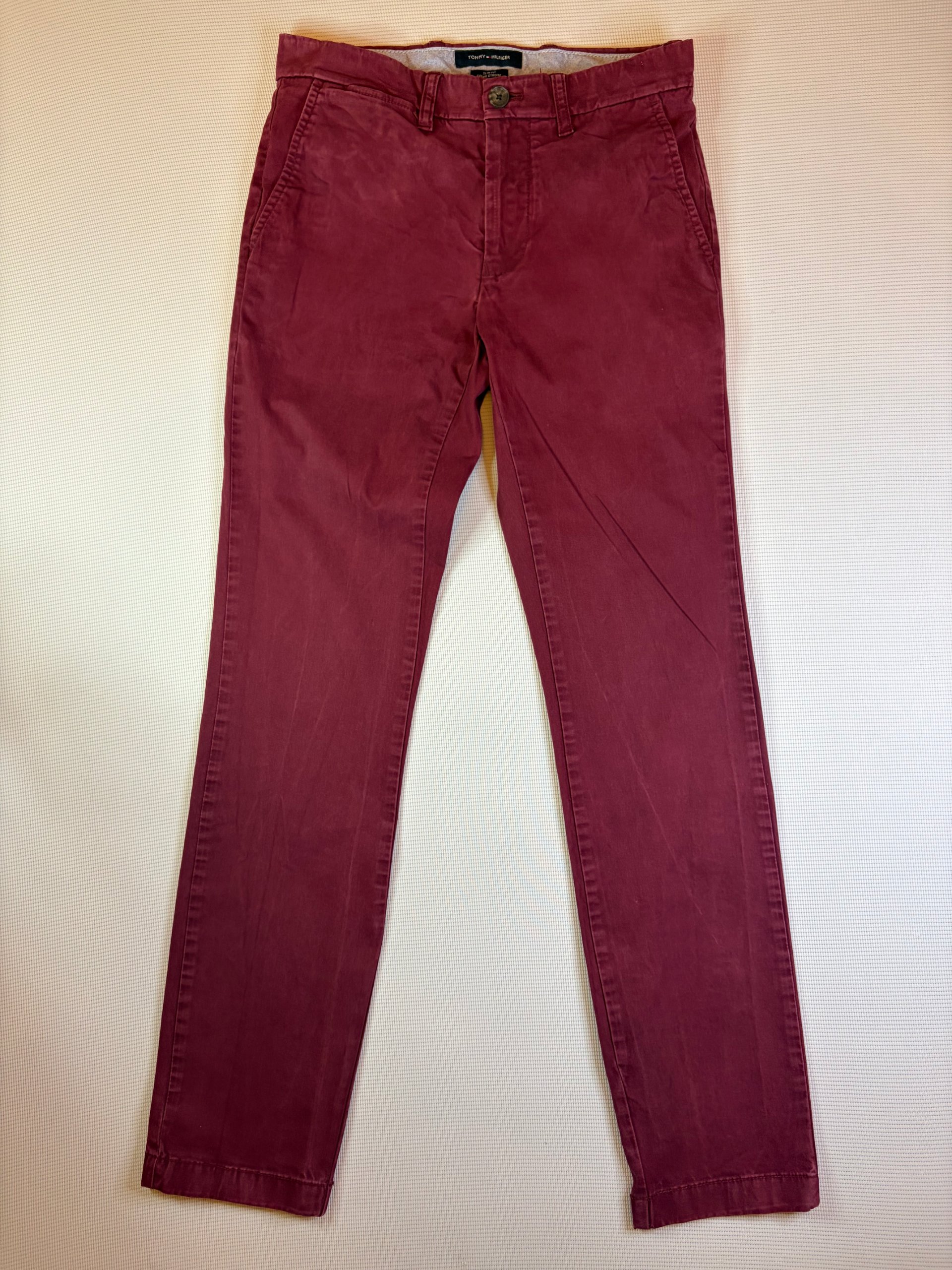 Tommy Hilfiger Men's Burgundy Slim Fit Chinos 28 Waist