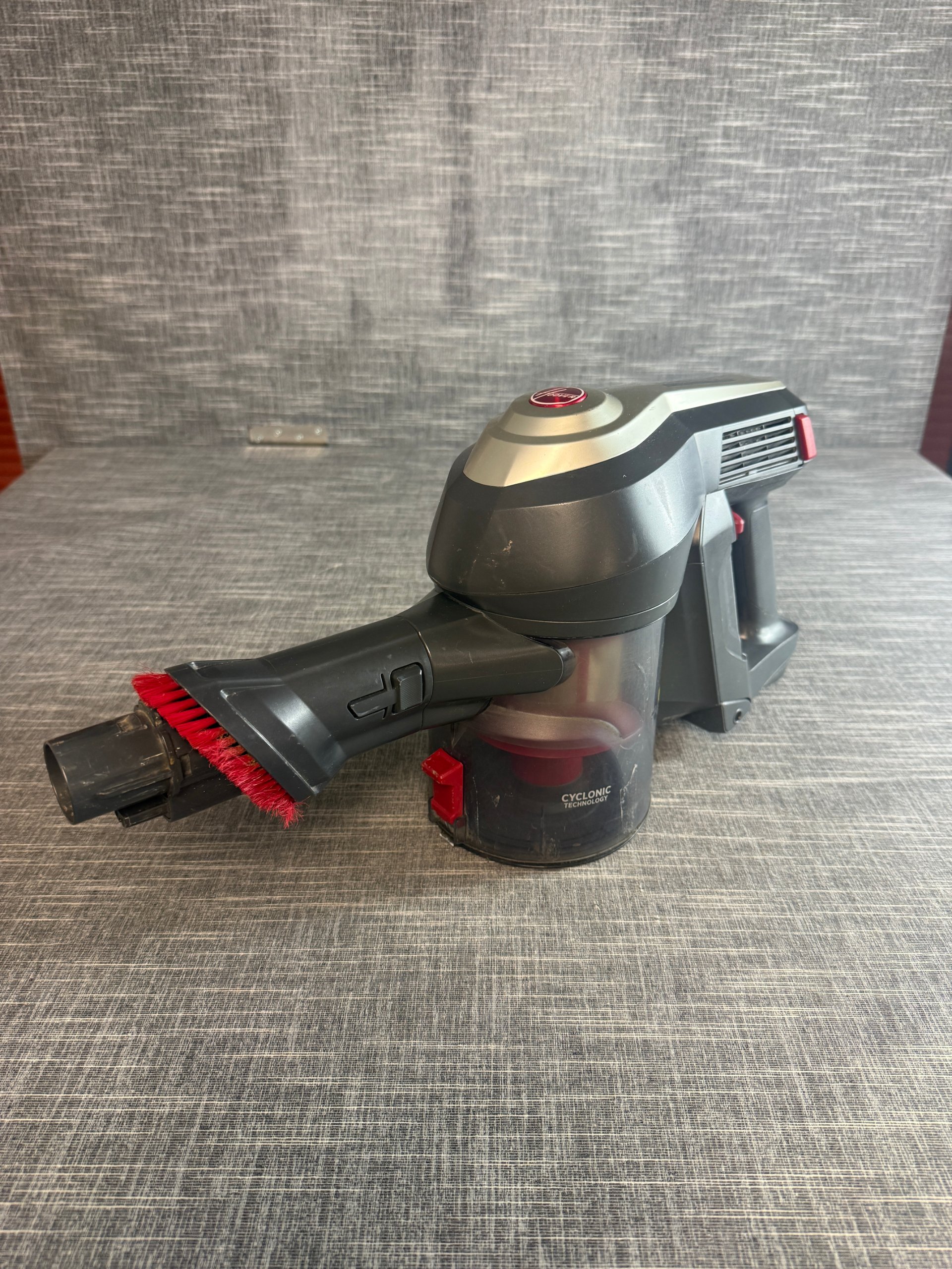 Hoover H-FREE 100 Handheld Cyclonic Vacuum Cleaner Black Red