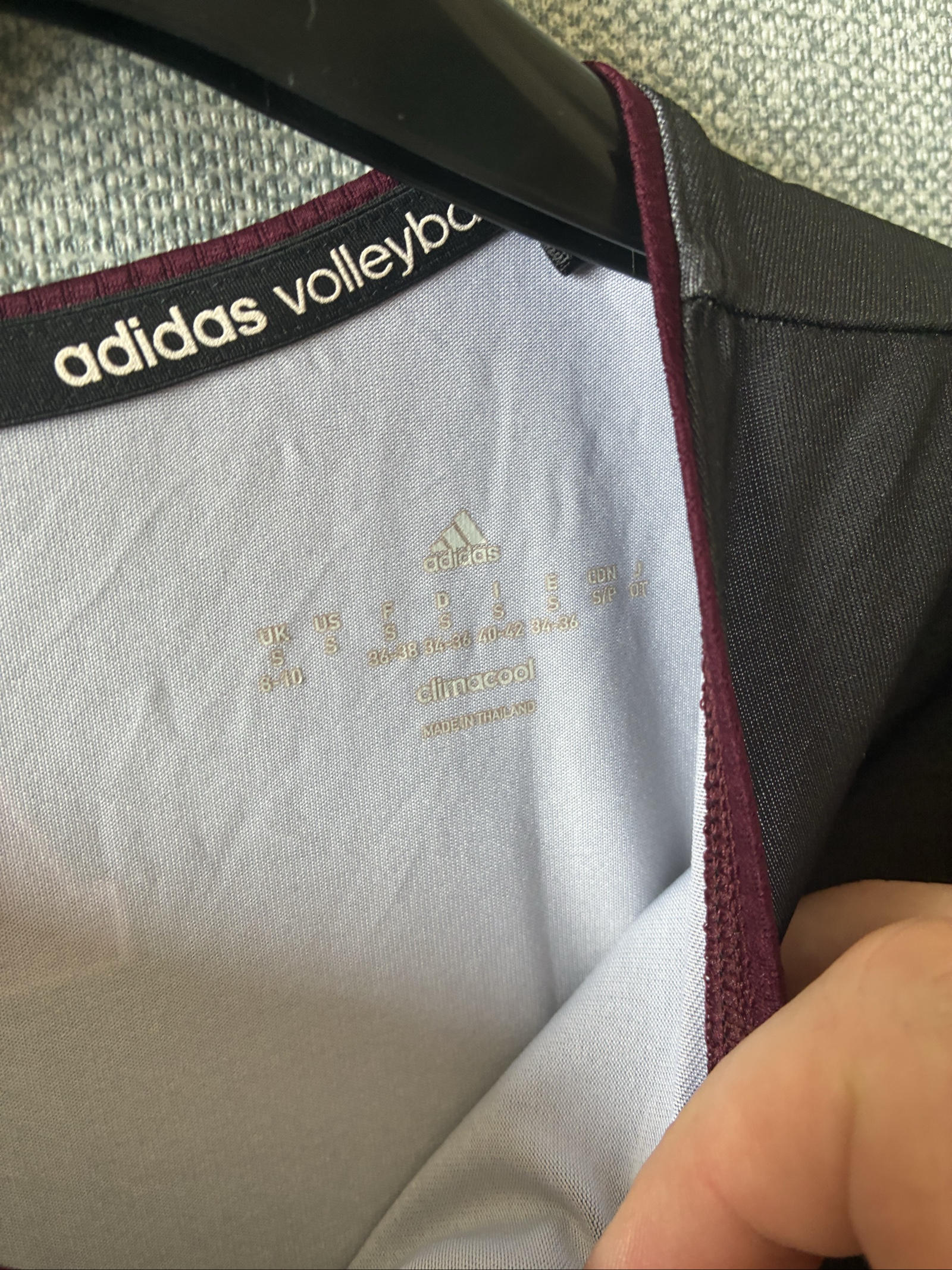 Adidas Black & Maroon Alma Volleyball Jersey Small Long Sleeve image 4